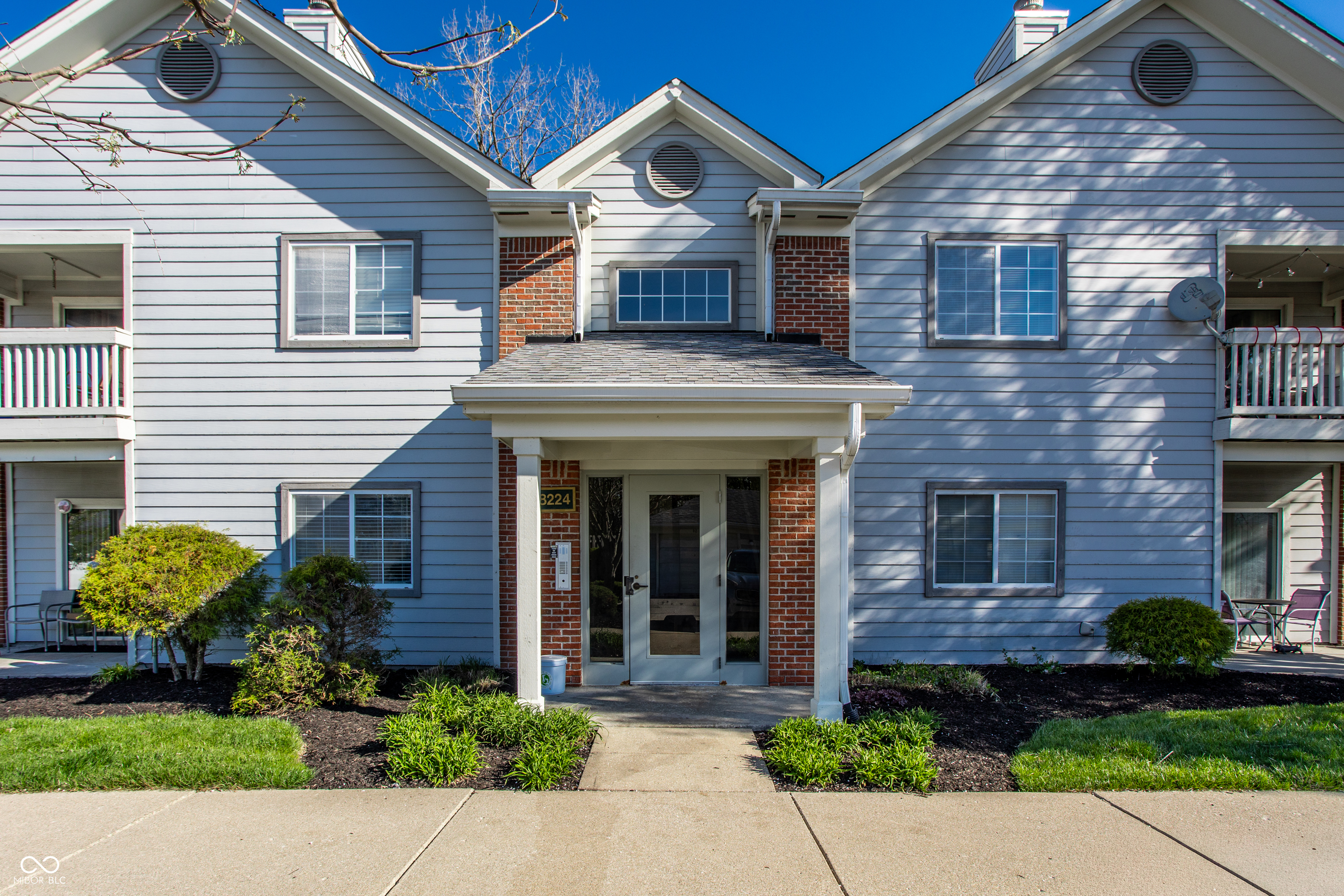 8224 Glenwillow Lane Unit: 102
