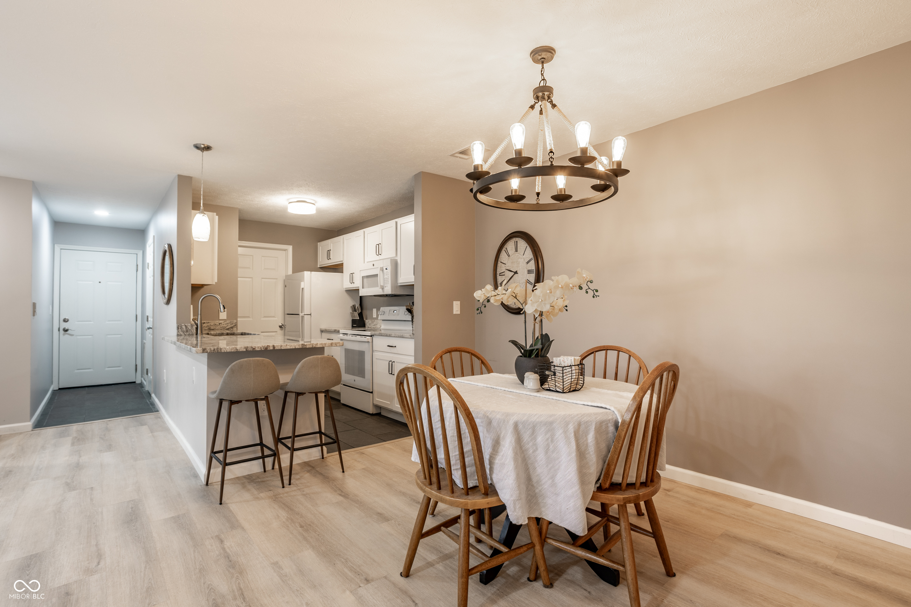 8224 Glenwillow Lane Unit: 102