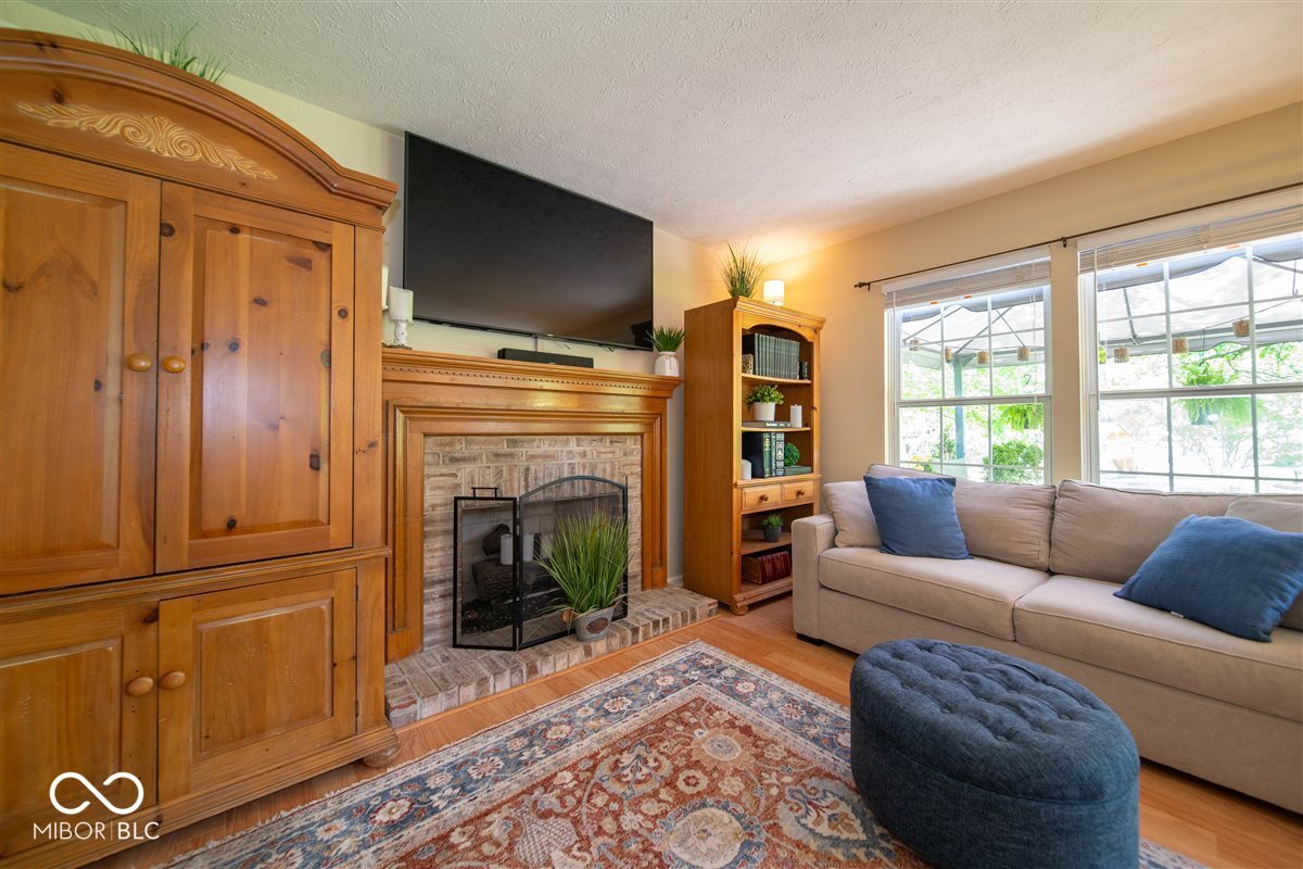 8395 Glen Highlands Drive