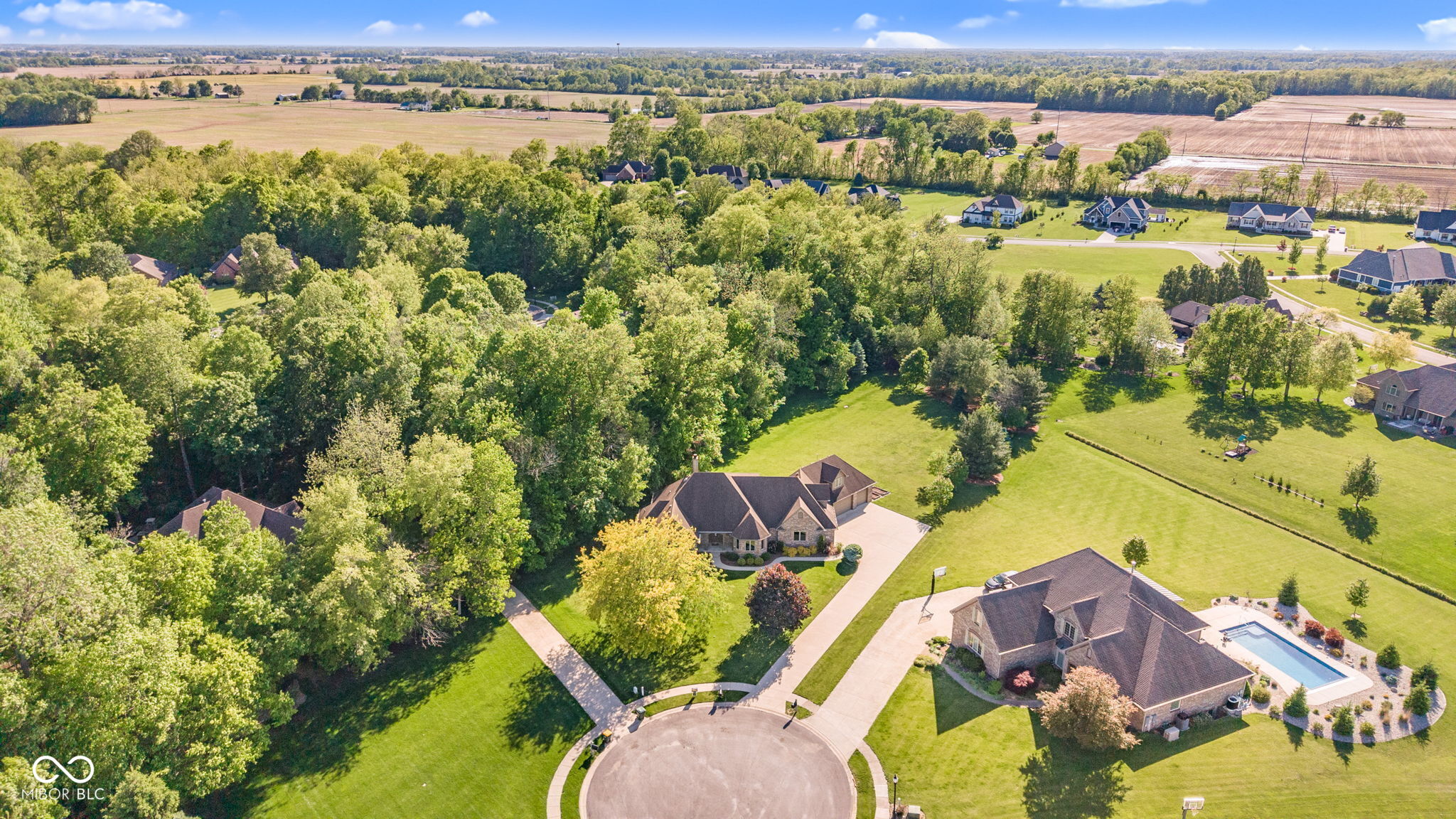 1538 E Grey Feather Trail