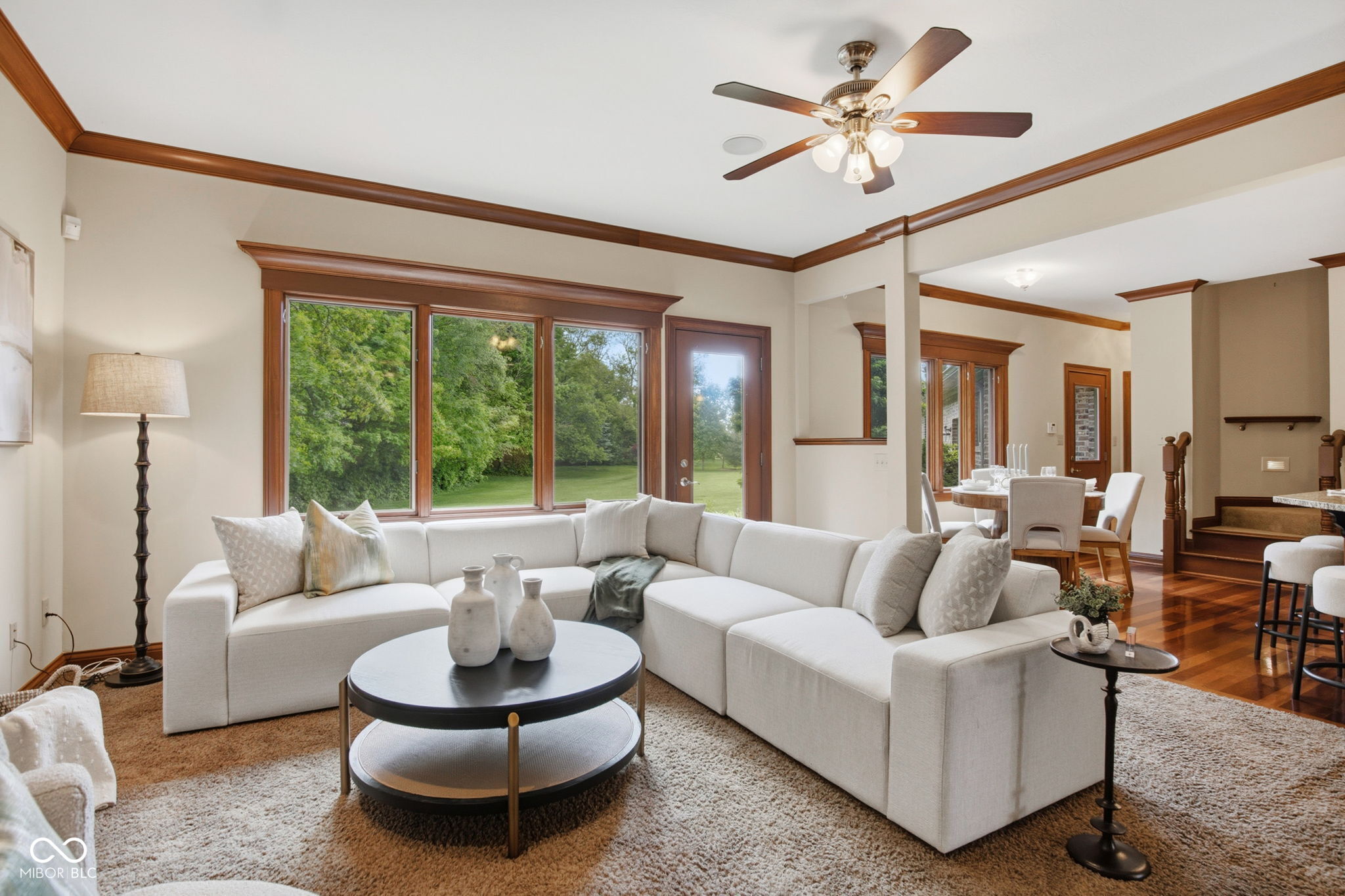 1538 E Grey Feather Trail