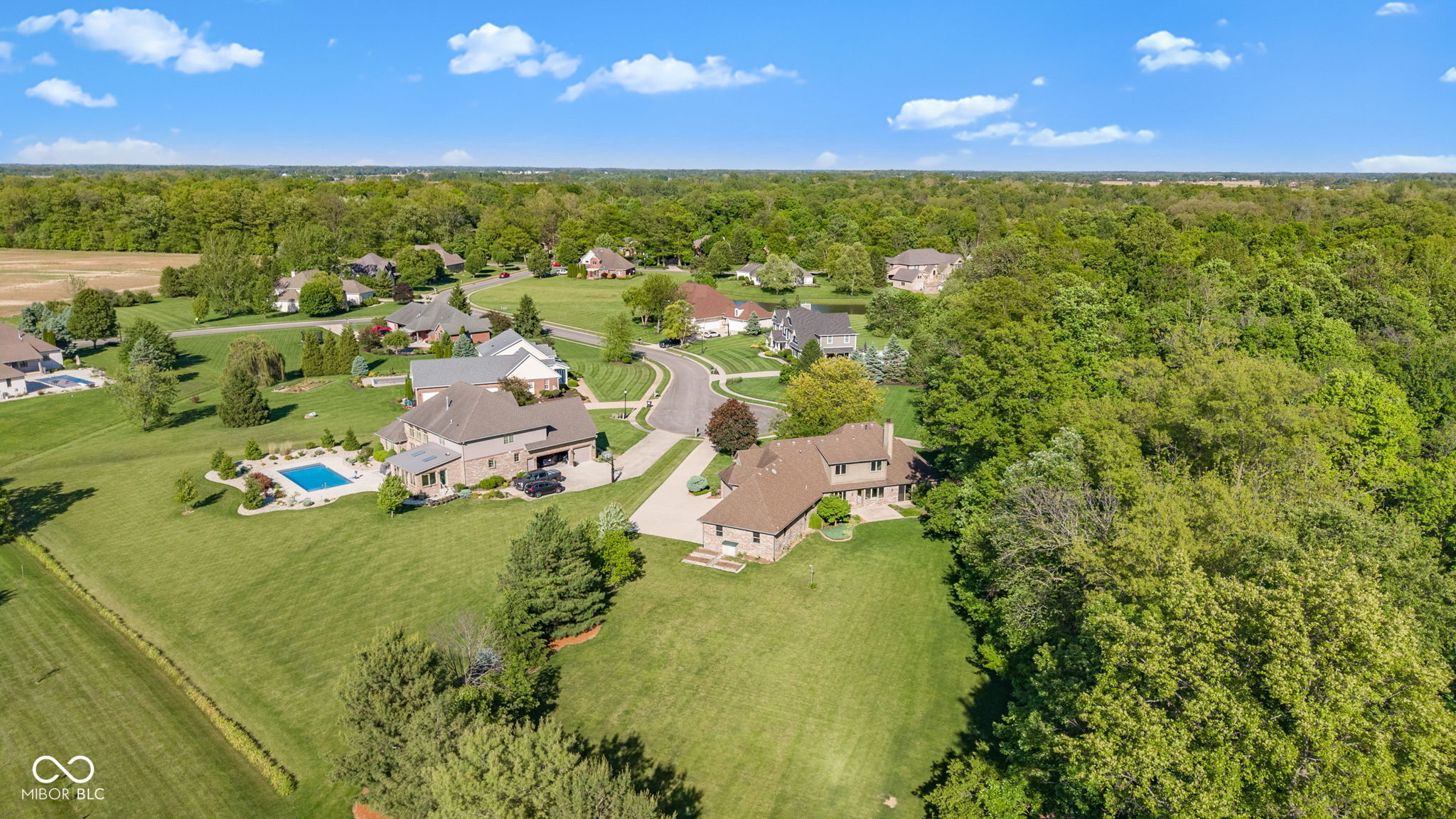 1538 E Grey Feather Trail