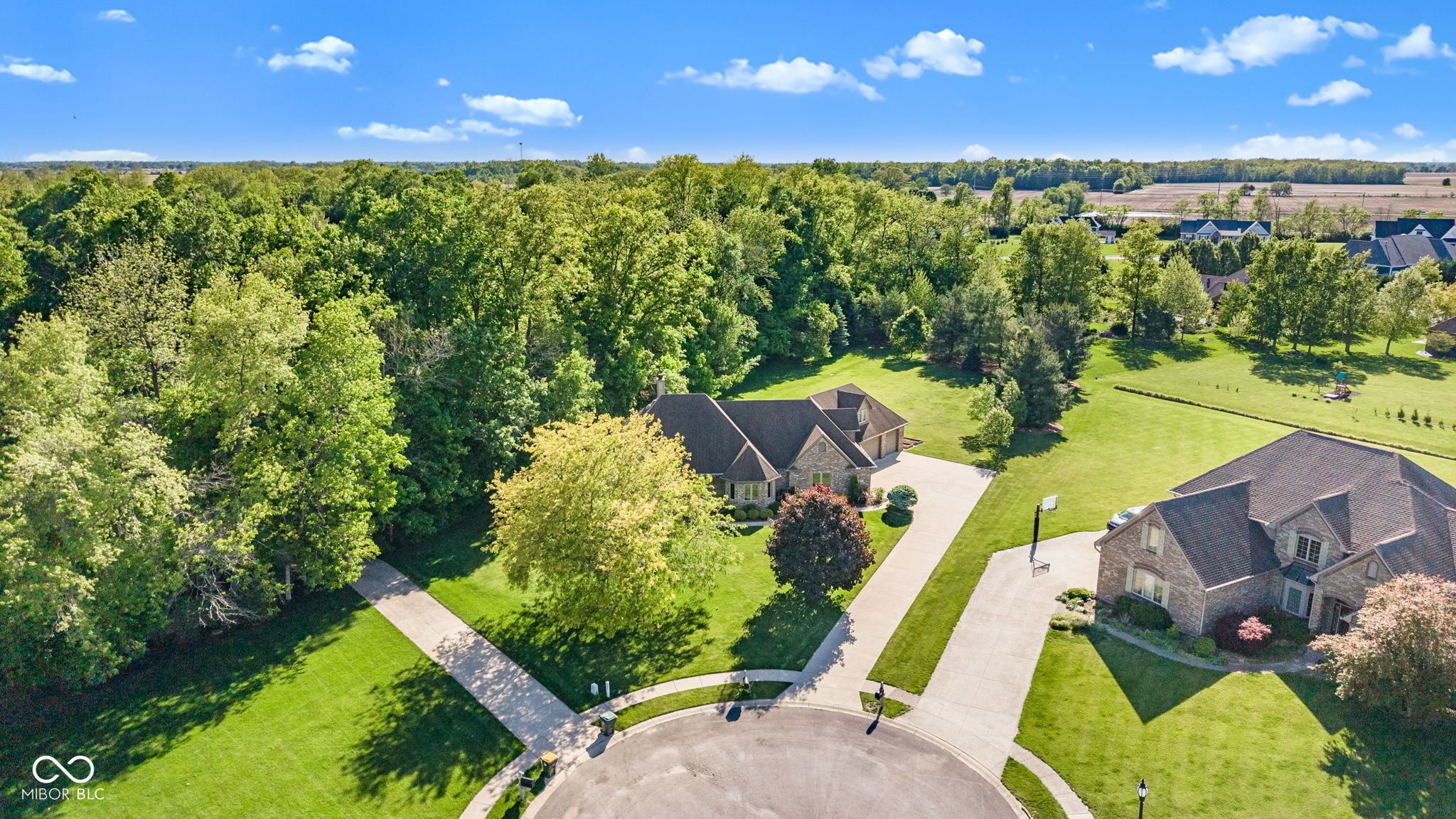 1538 E Grey Feather Trail