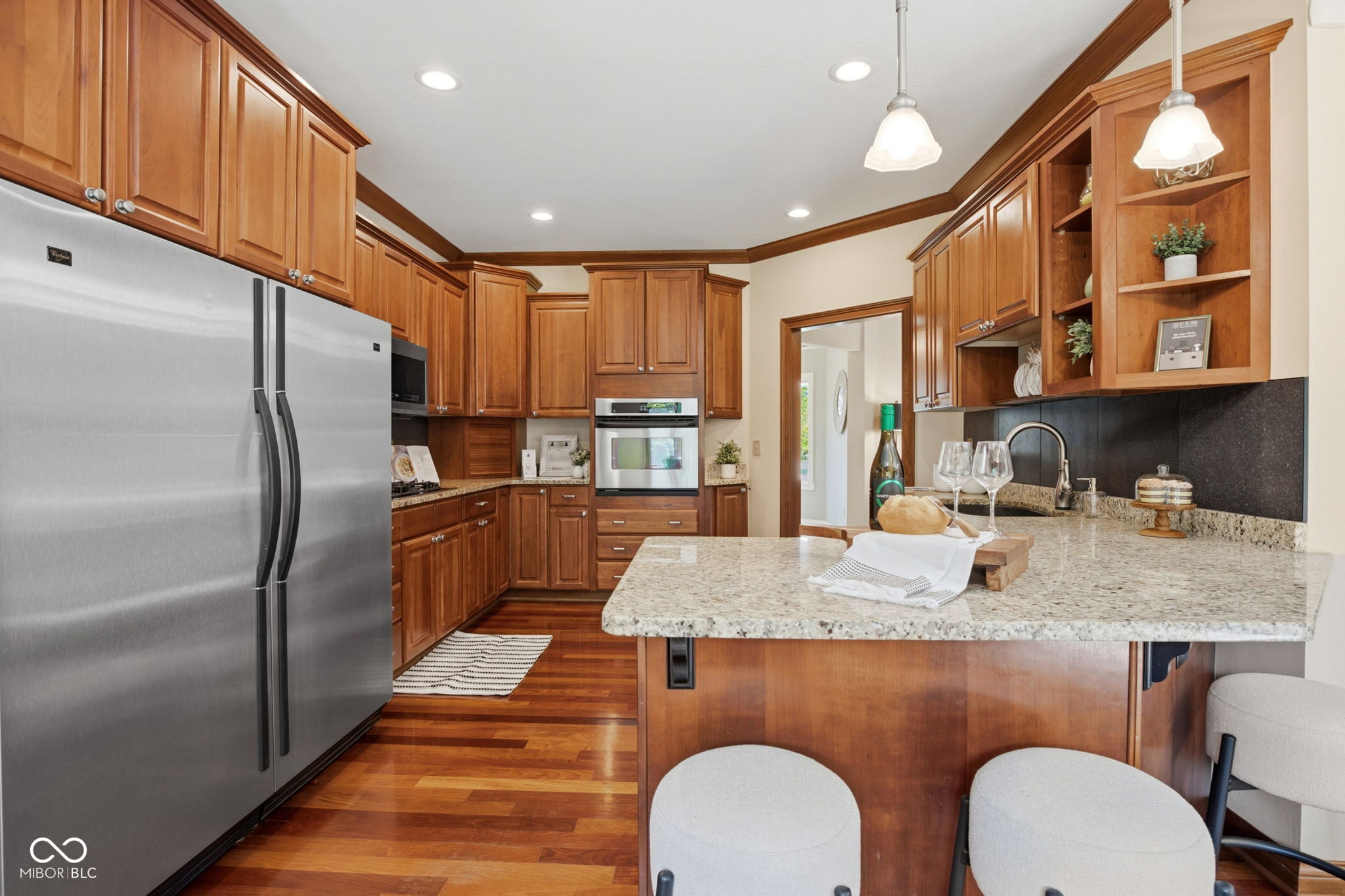 1538 E Grey Feather Trail