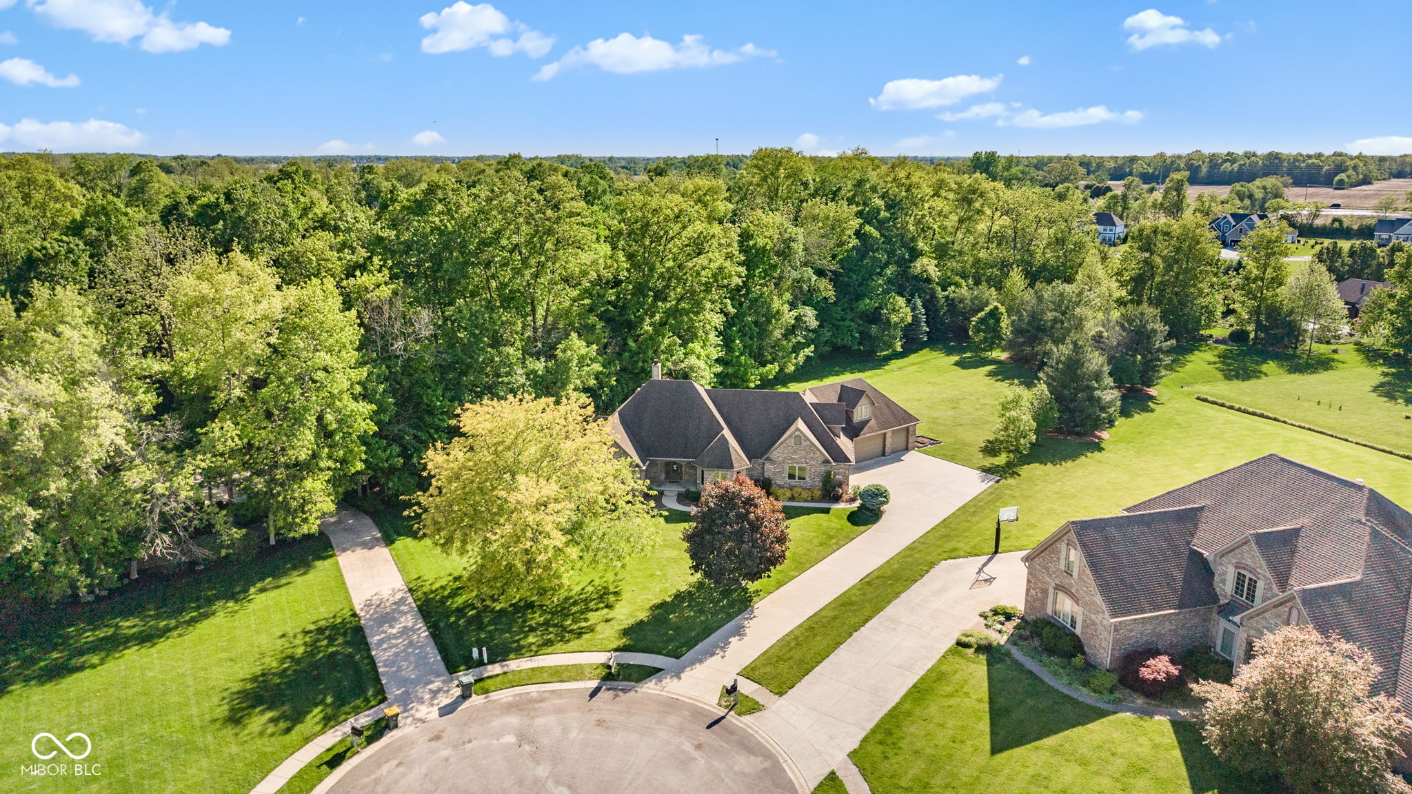 1538 E Grey Feather Trail