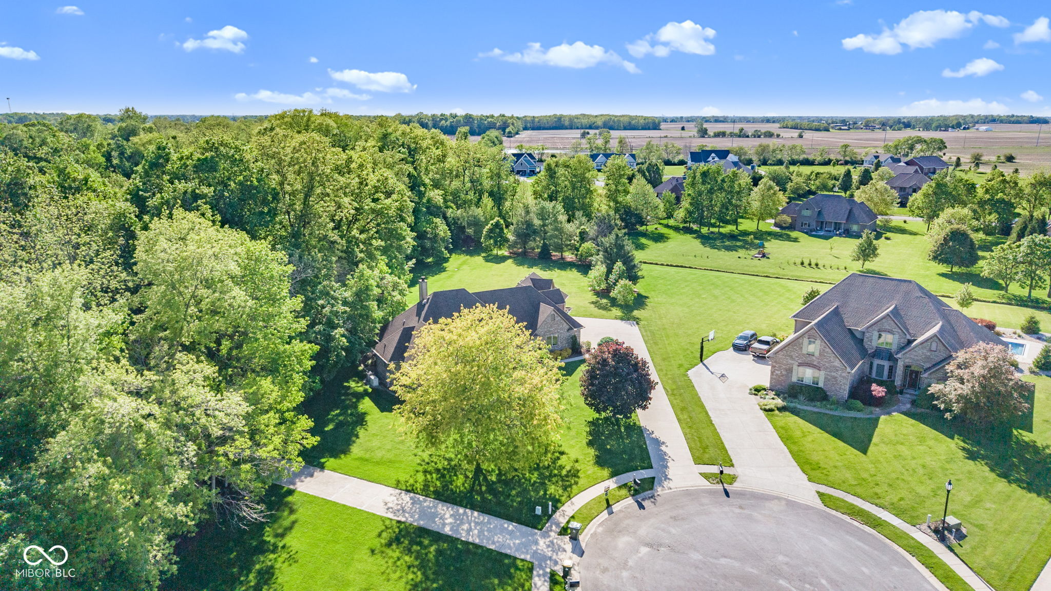1538 E Grey Feather Trail