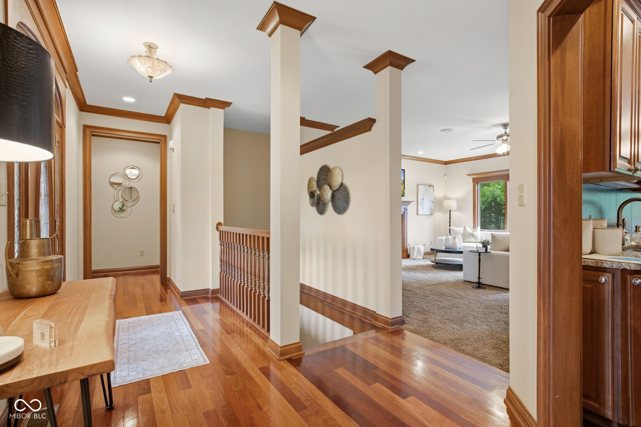 1538 E Grey Feather Trail