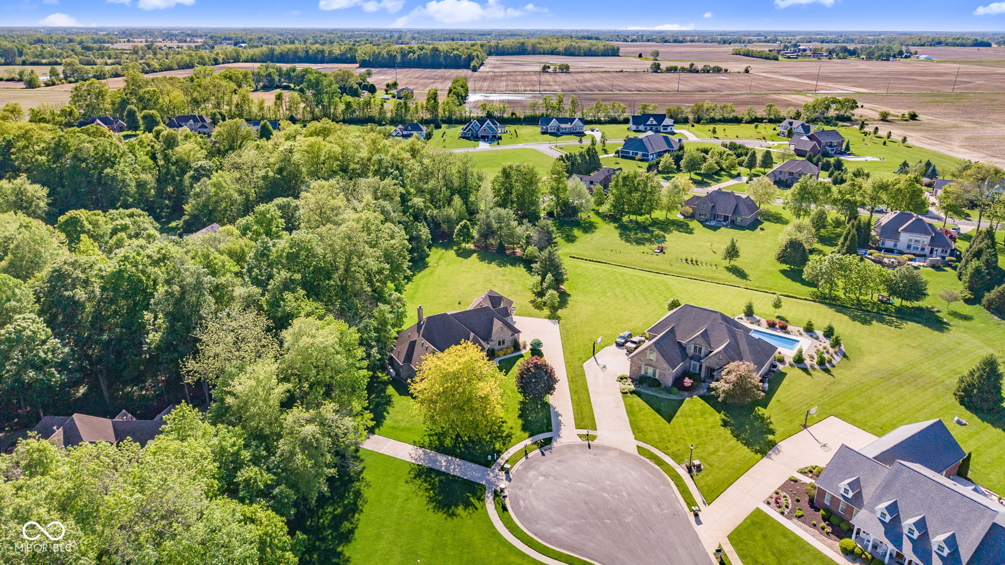 1538 E Grey Feather Trail
