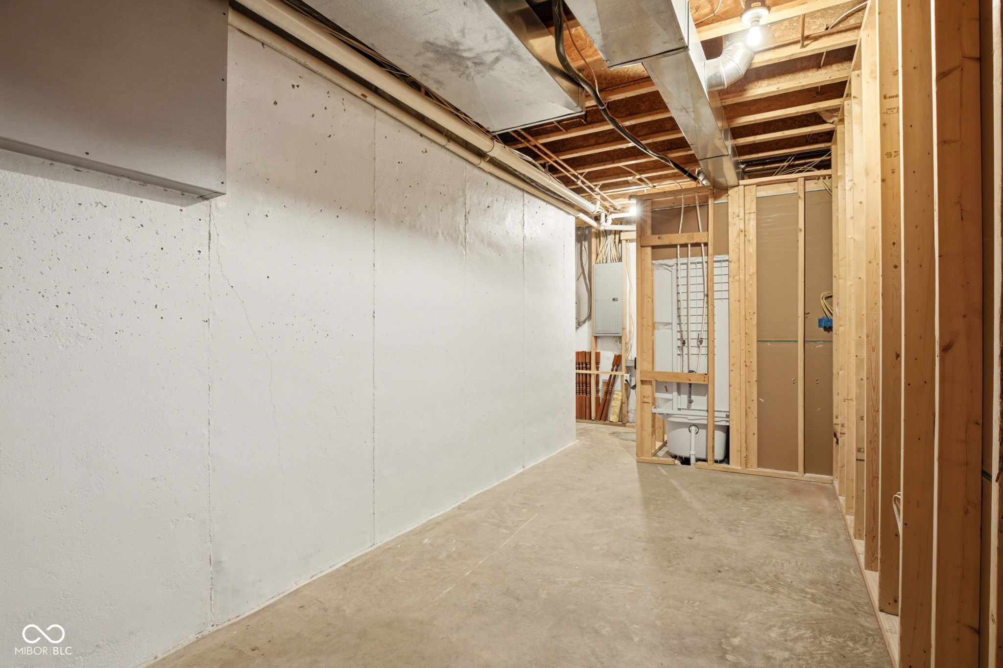 1538 E Grey Feather Trail