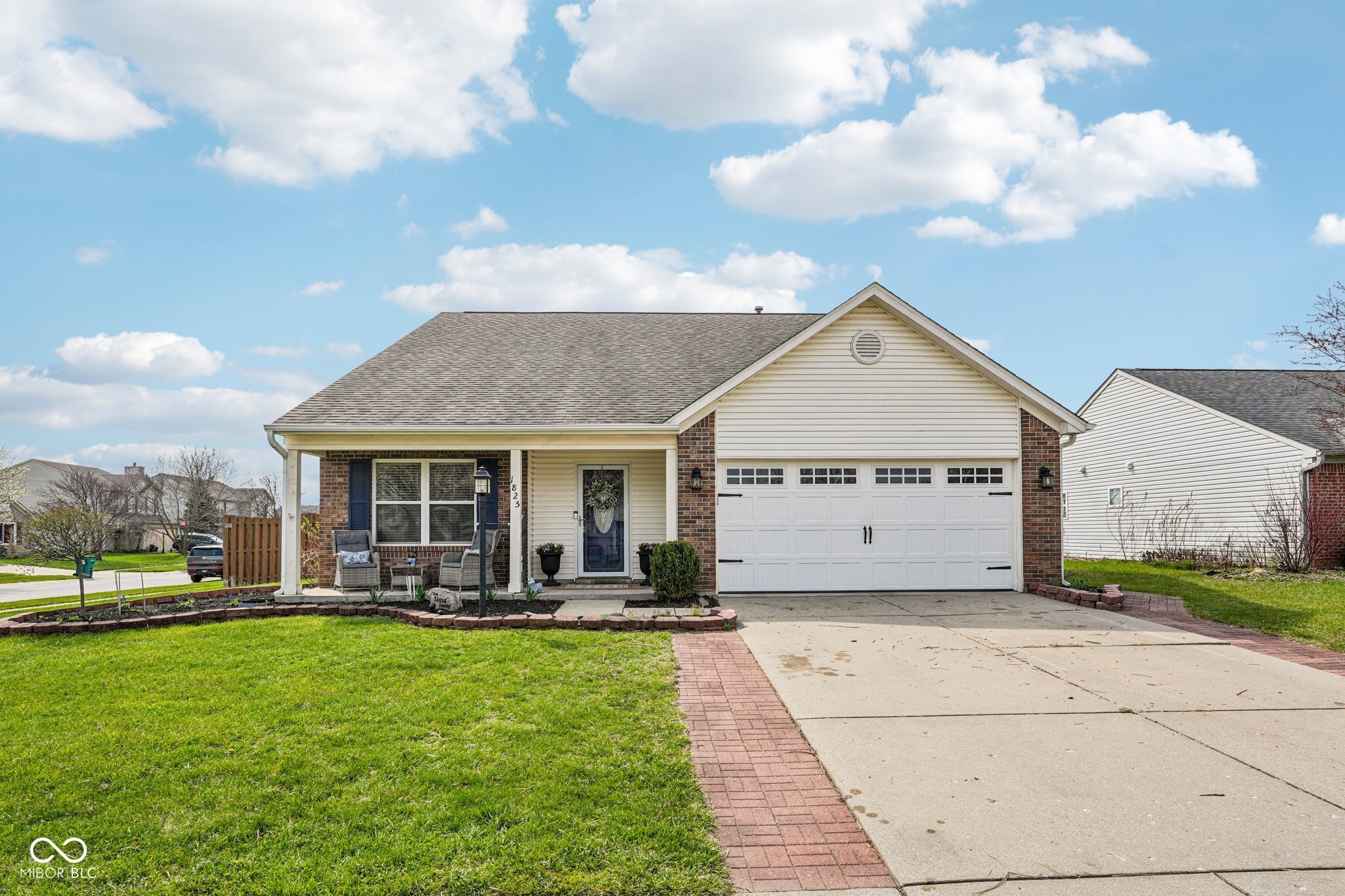 1825 Clover Lane