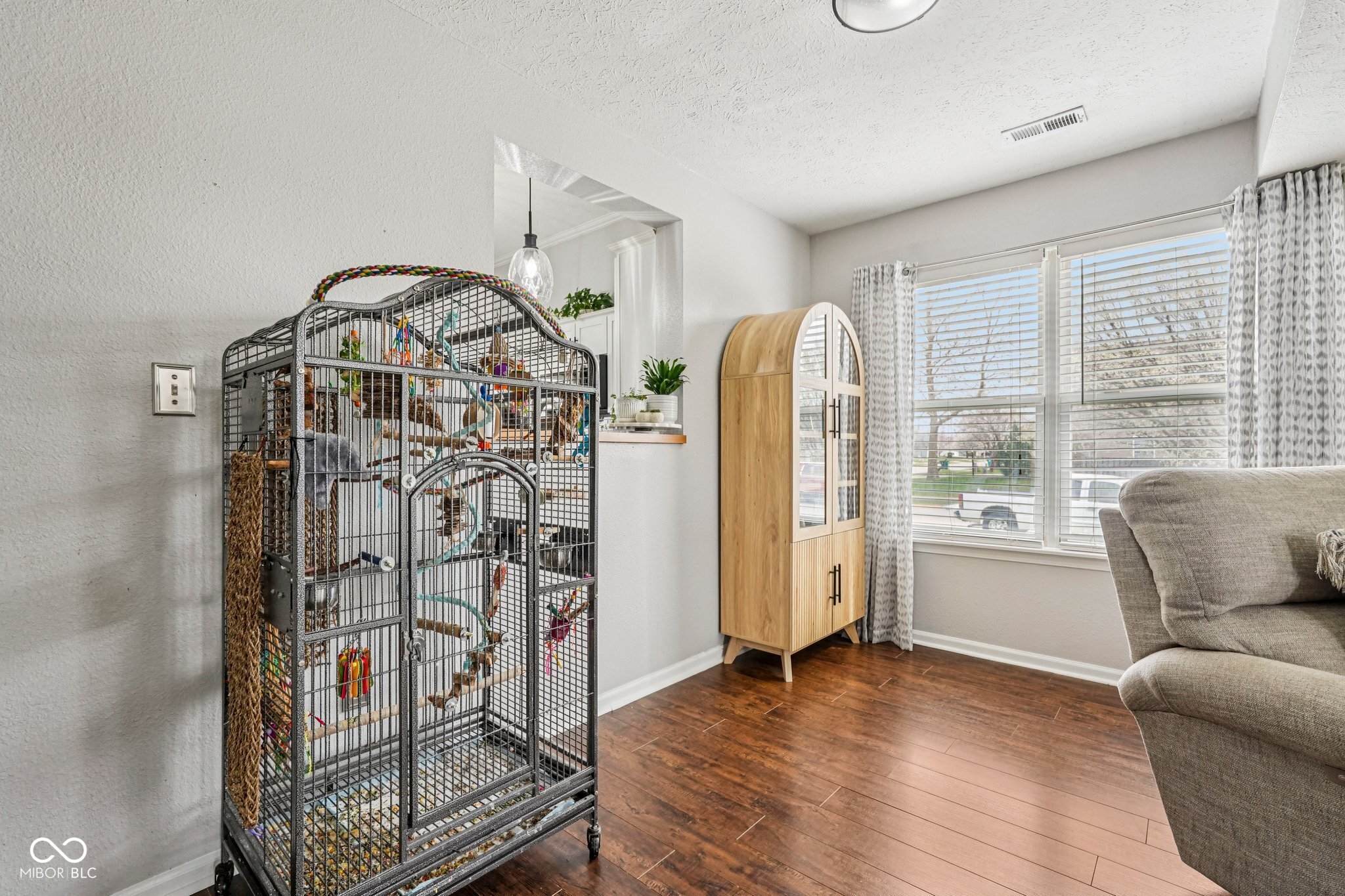 1825 Clover Lane