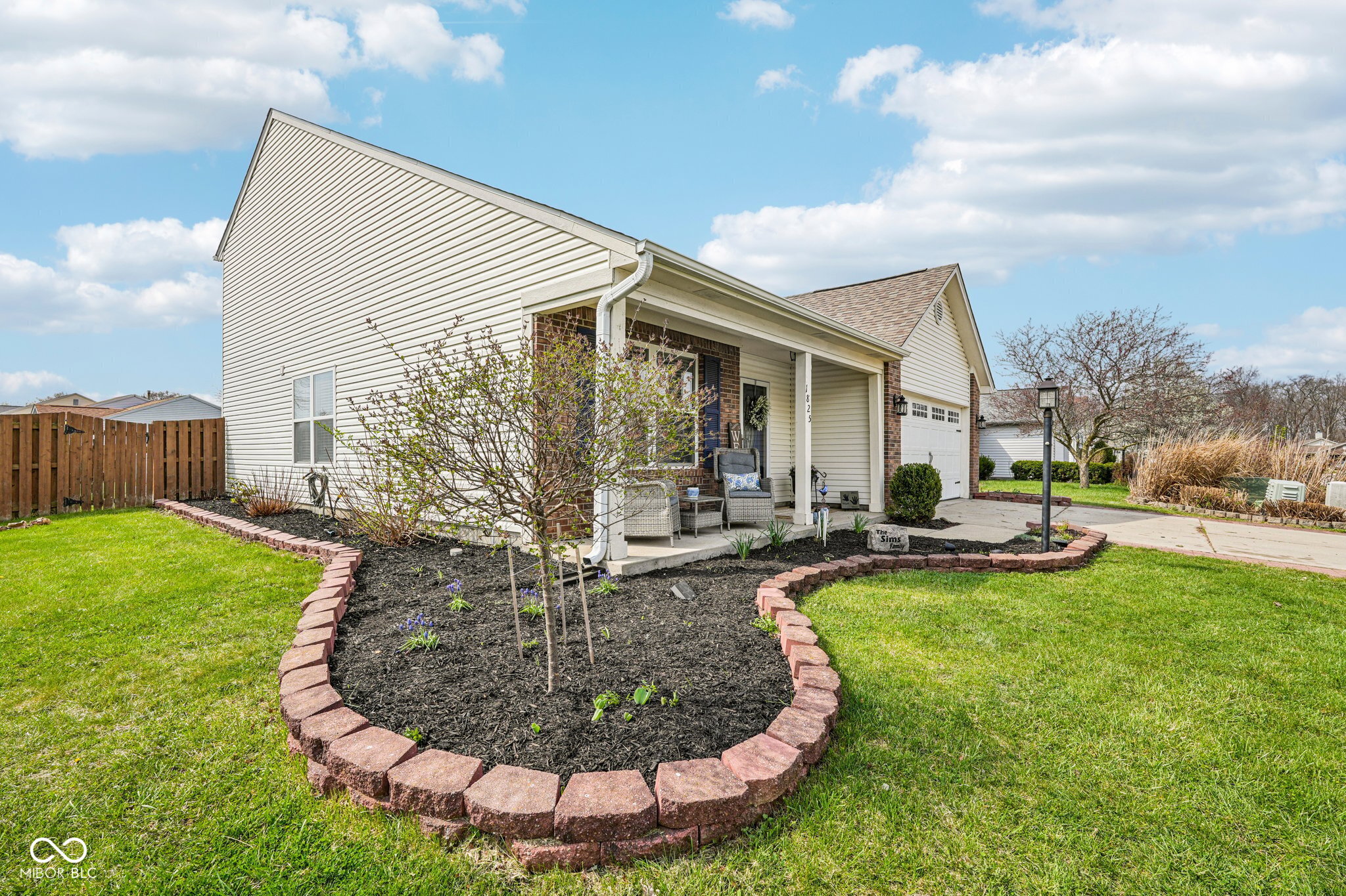 1825 Clover Lane