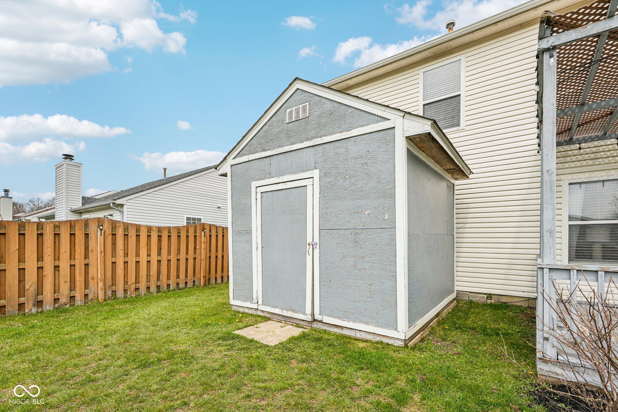 1825 Clover Lane