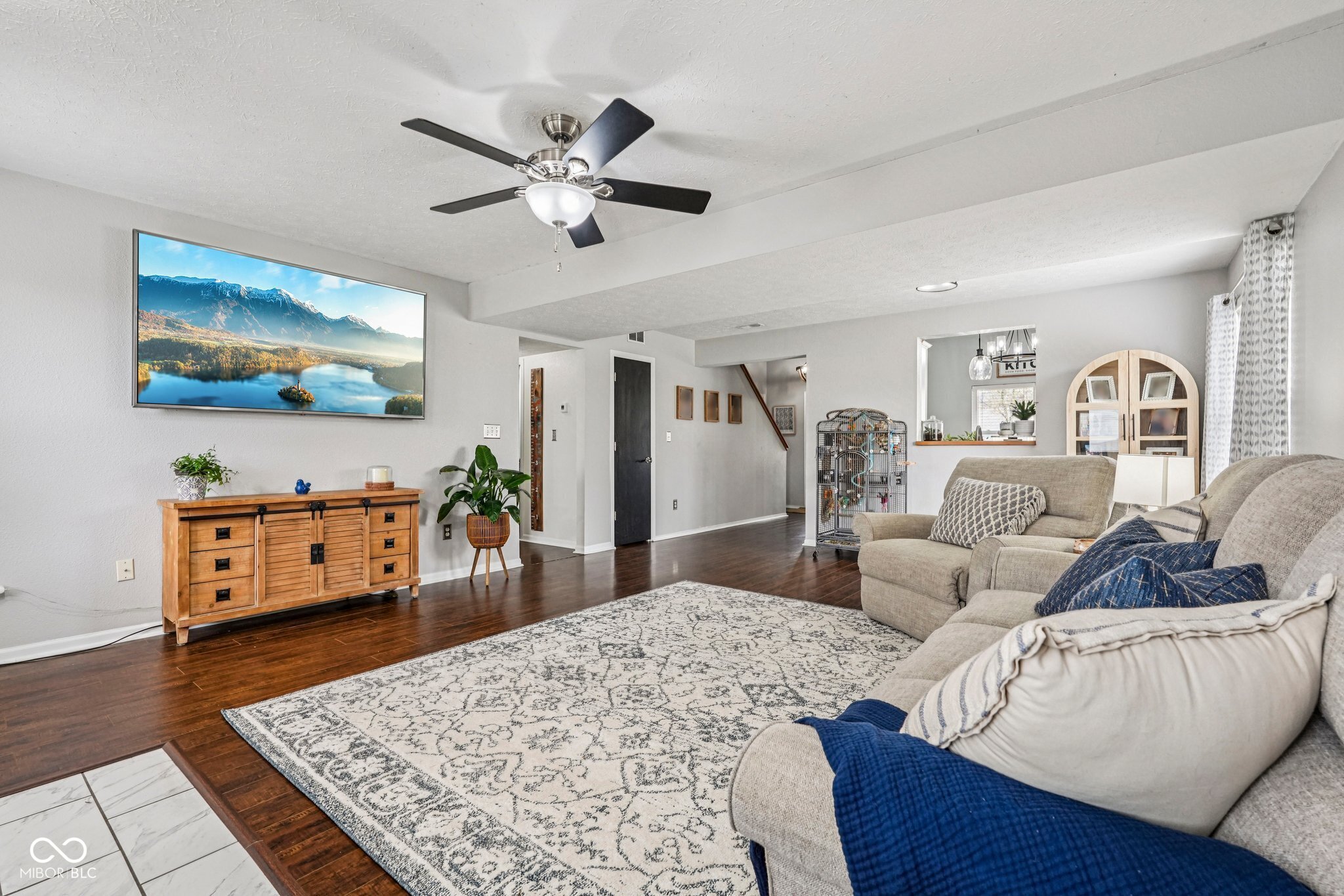 1825 Clover Lane