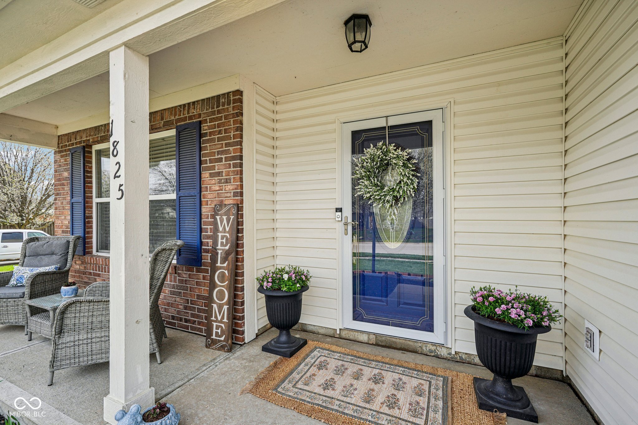 1825 Clover Lane