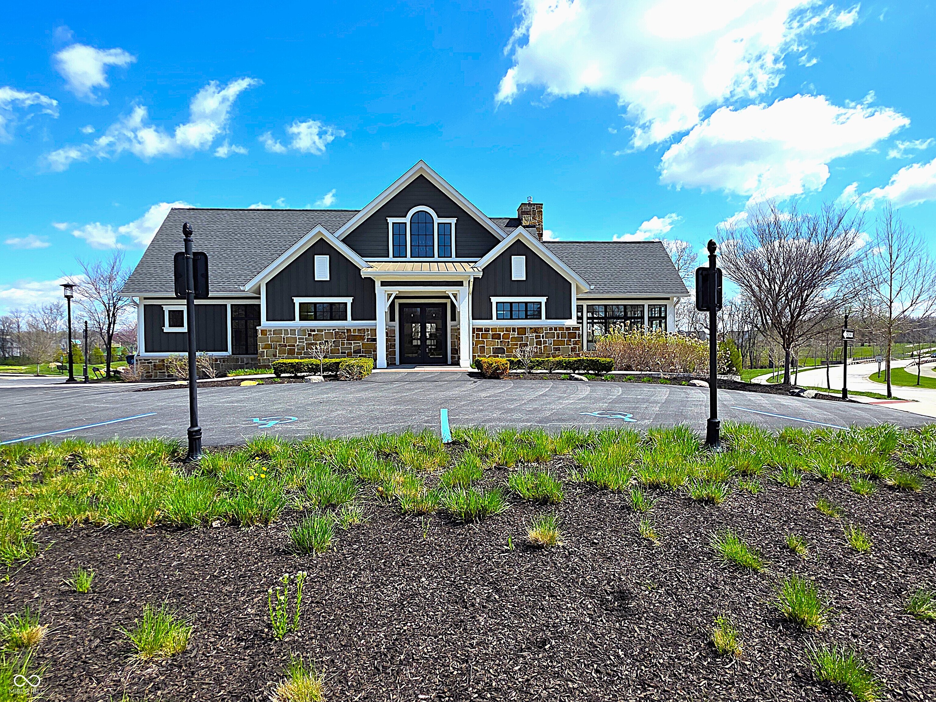 499 Jacksons Grant Boulevard