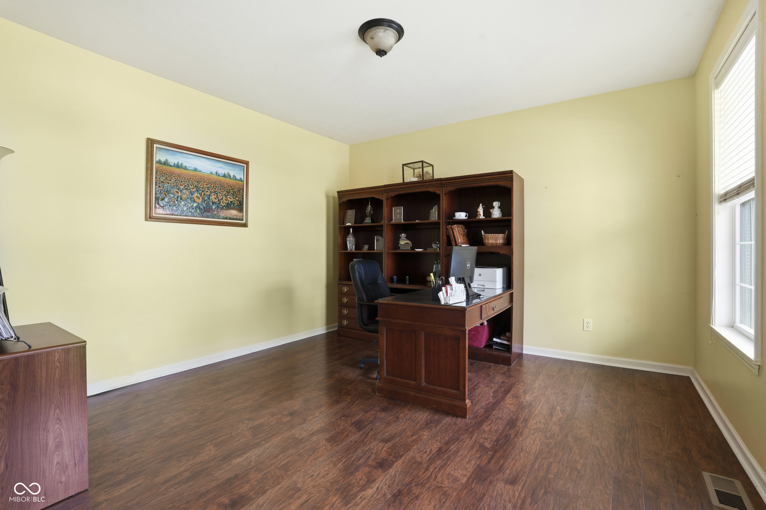 6093 Mountain Hawk Drive