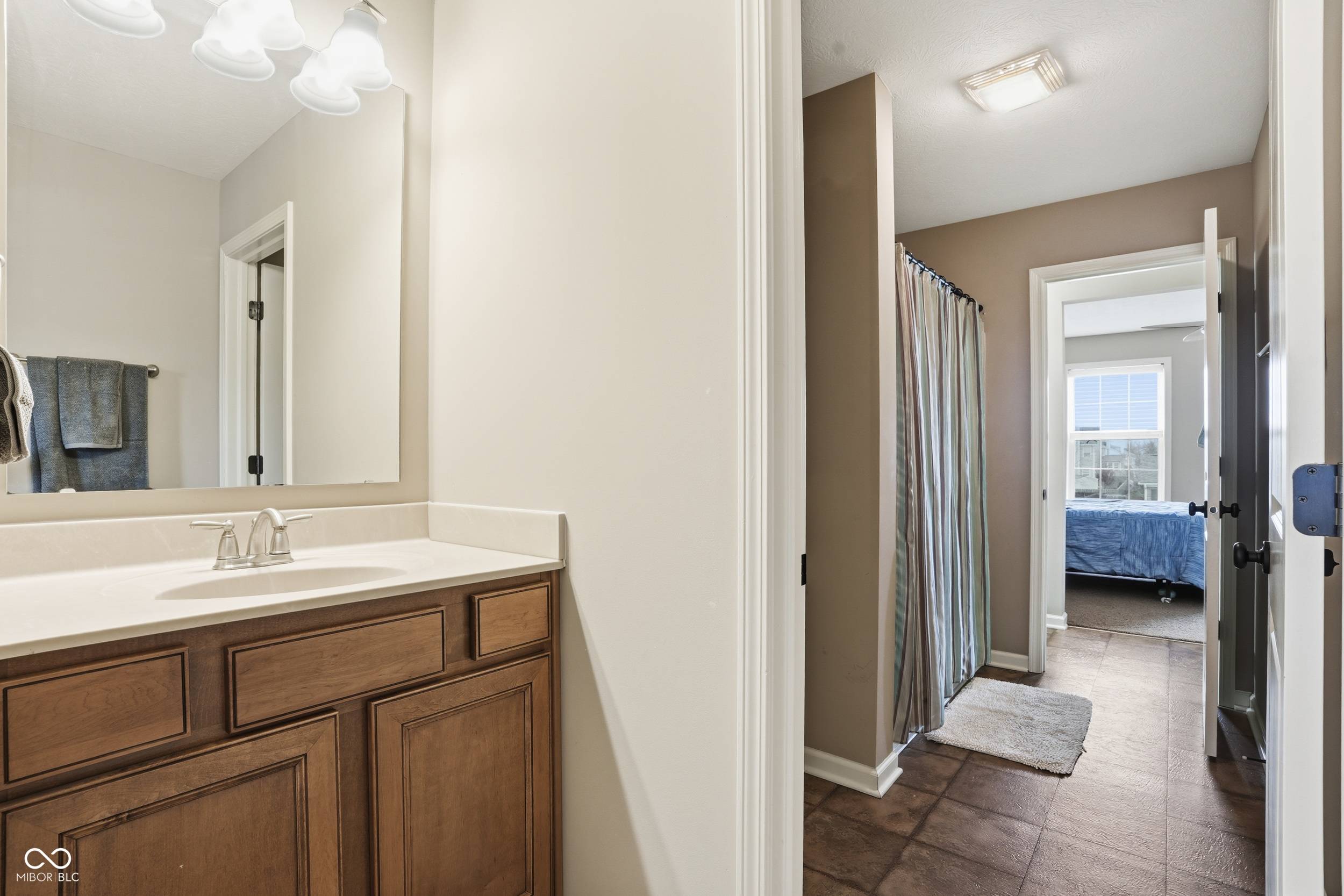 6093 Mountain Hawk Drive