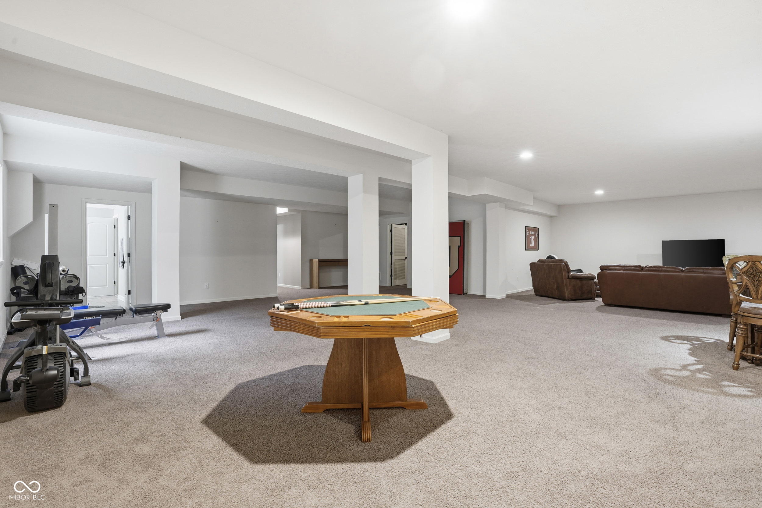 6093 Mountain Hawk Drive