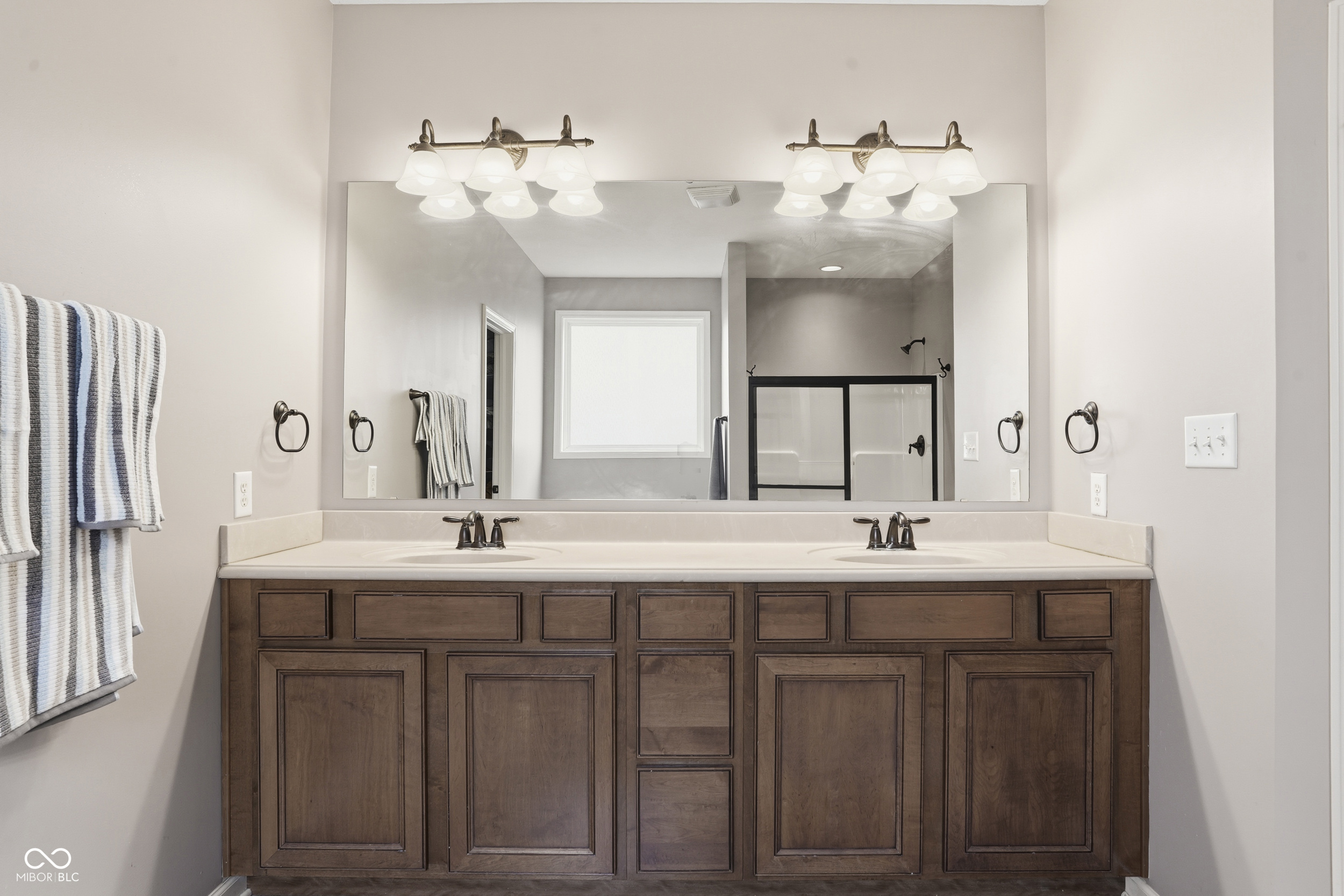 6093 Mountain Hawk Drive