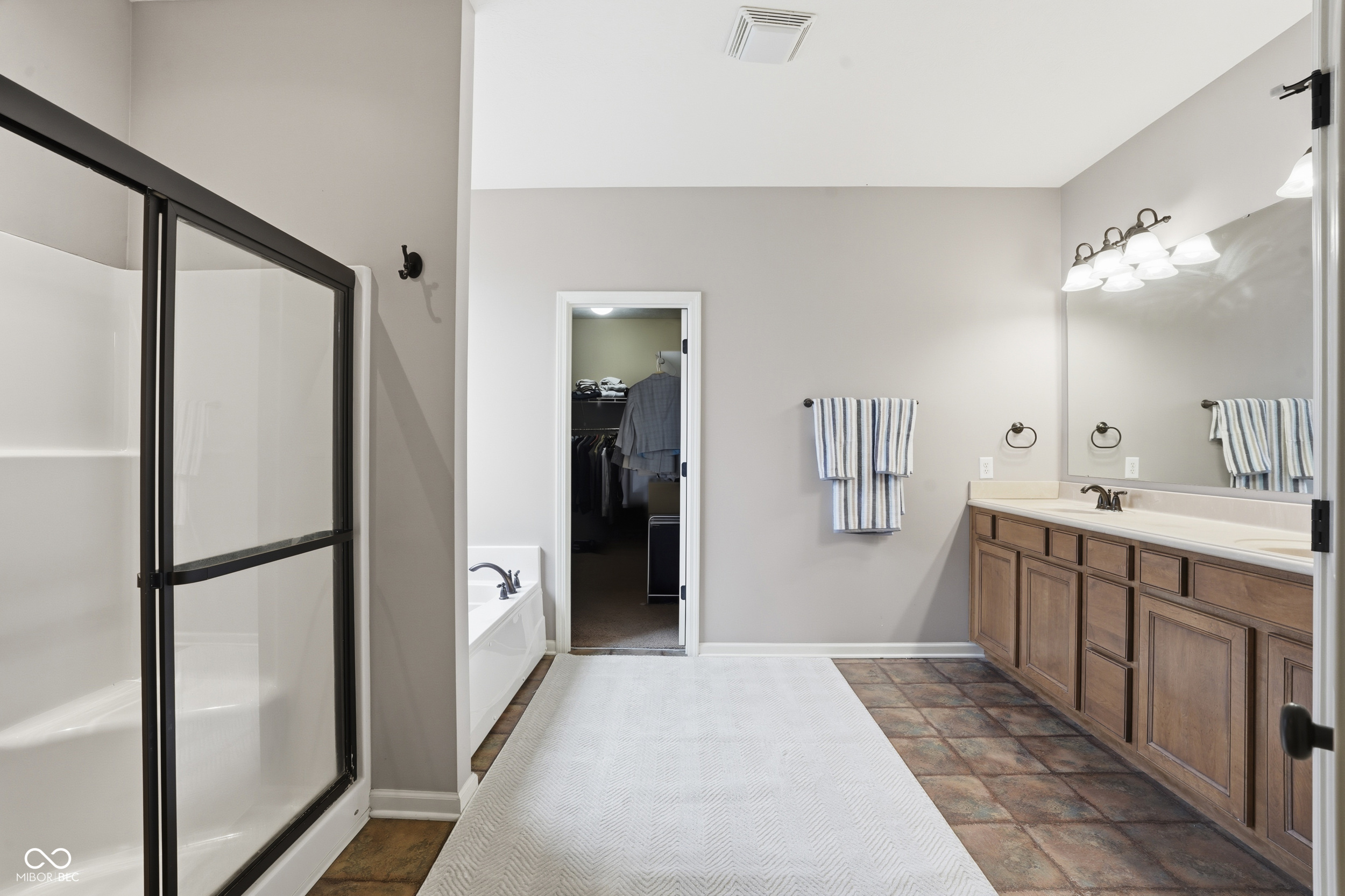 6093 Mountain Hawk Drive