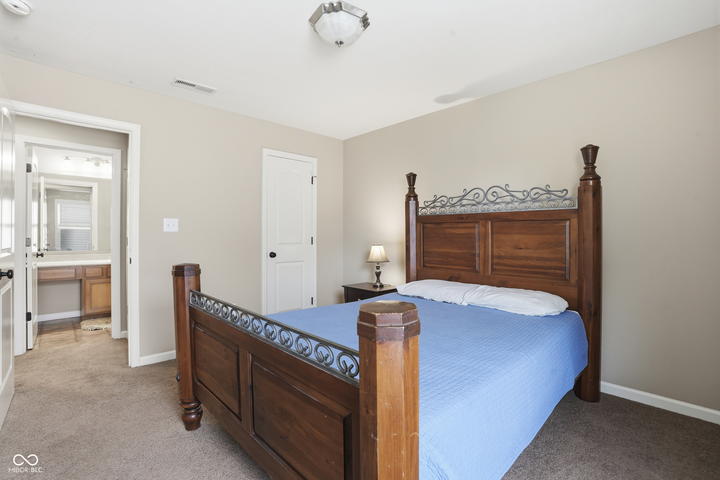 6093 Mountain Hawk Drive