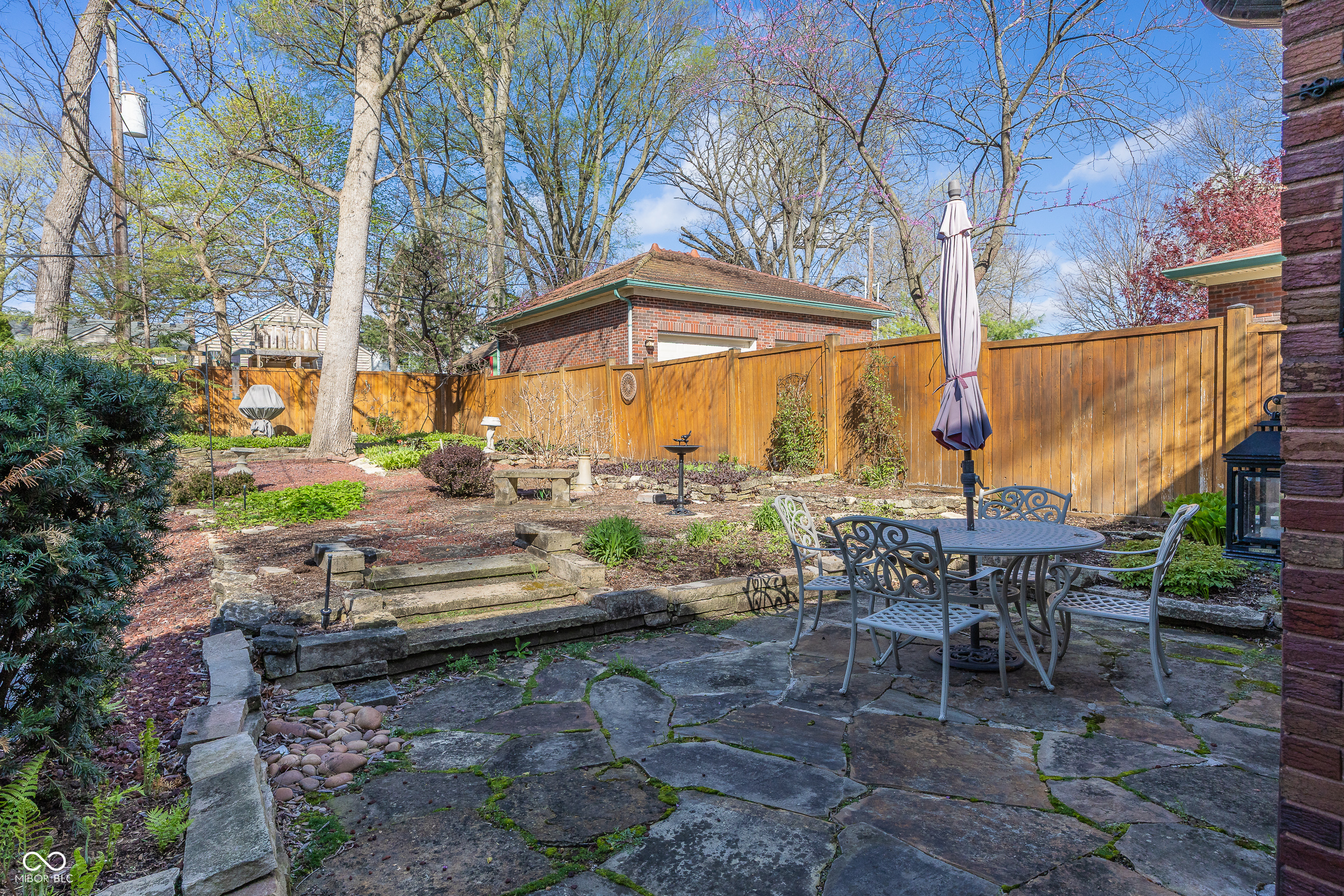 5720 Carrollton Avenue