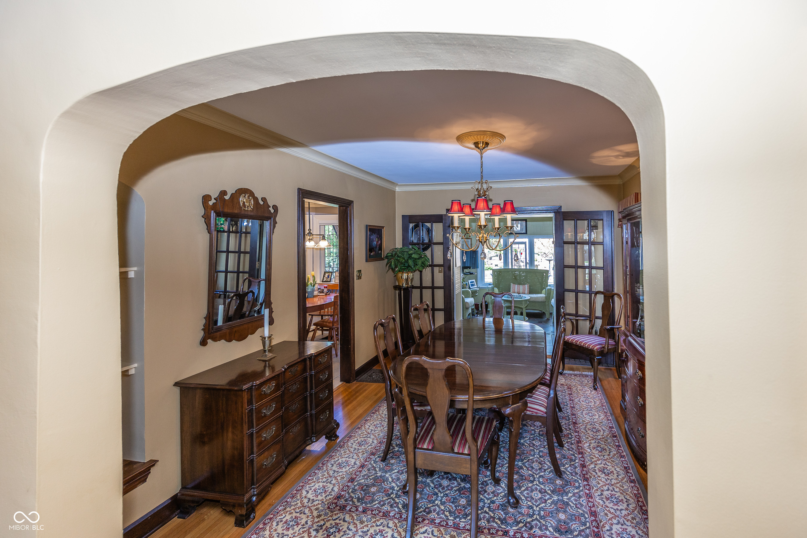 5720 Carrollton Avenue