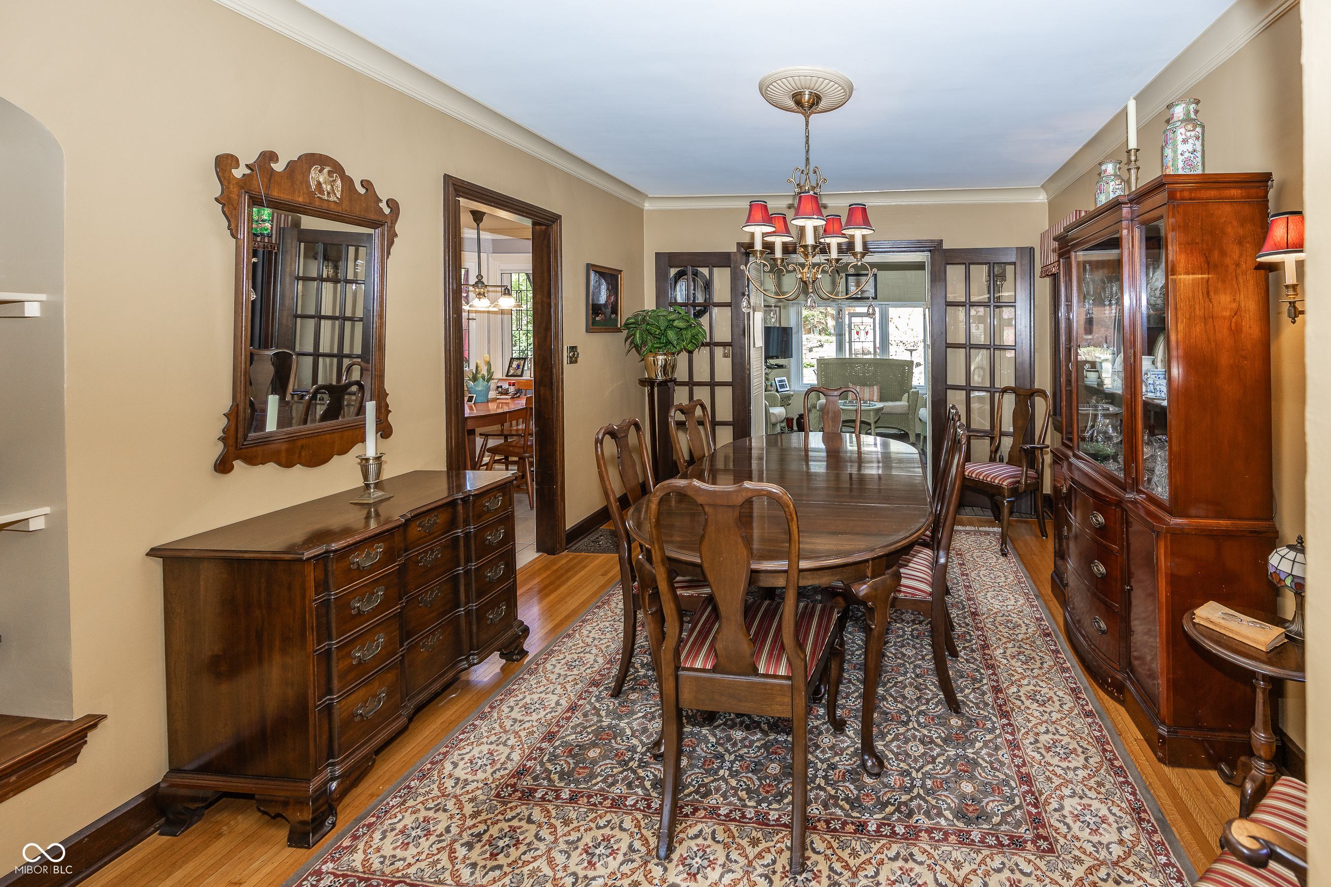 5720 Carrollton Avenue