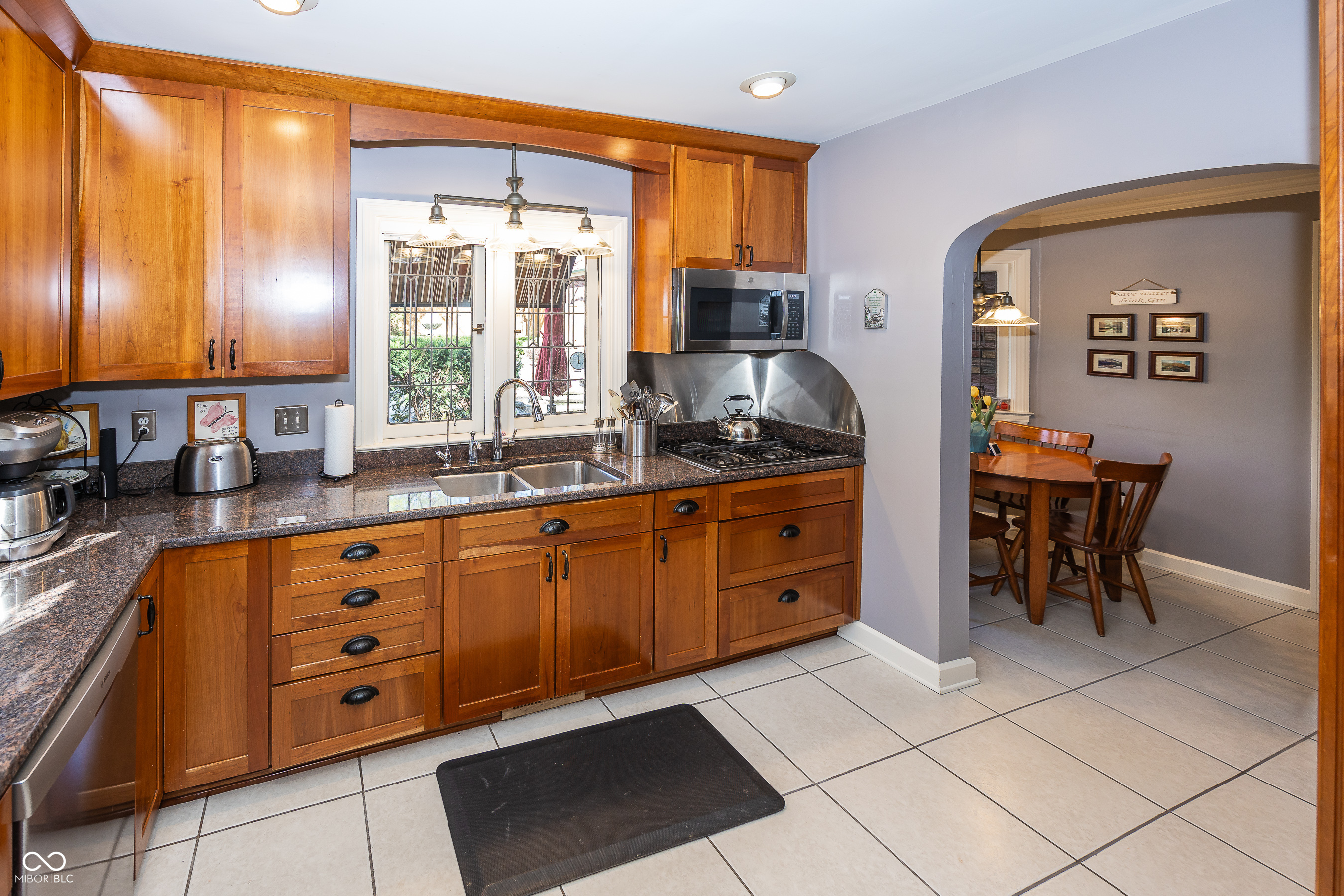 5720 Carrollton Avenue