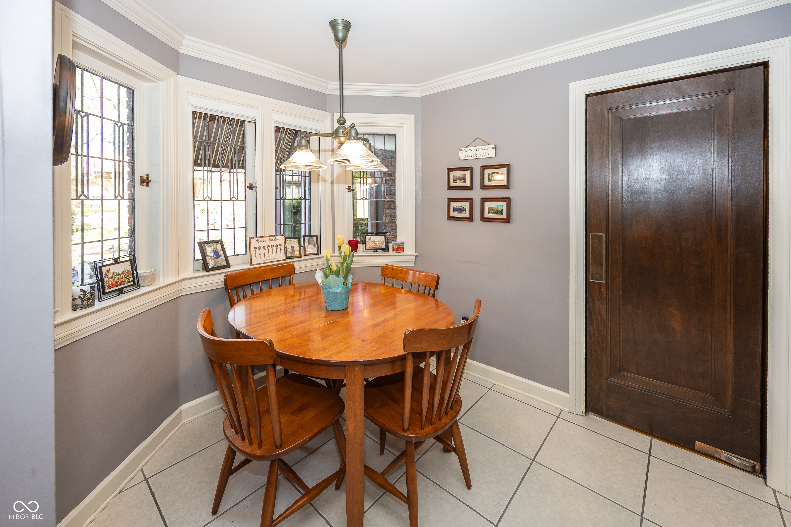 5720 Carrollton Avenue