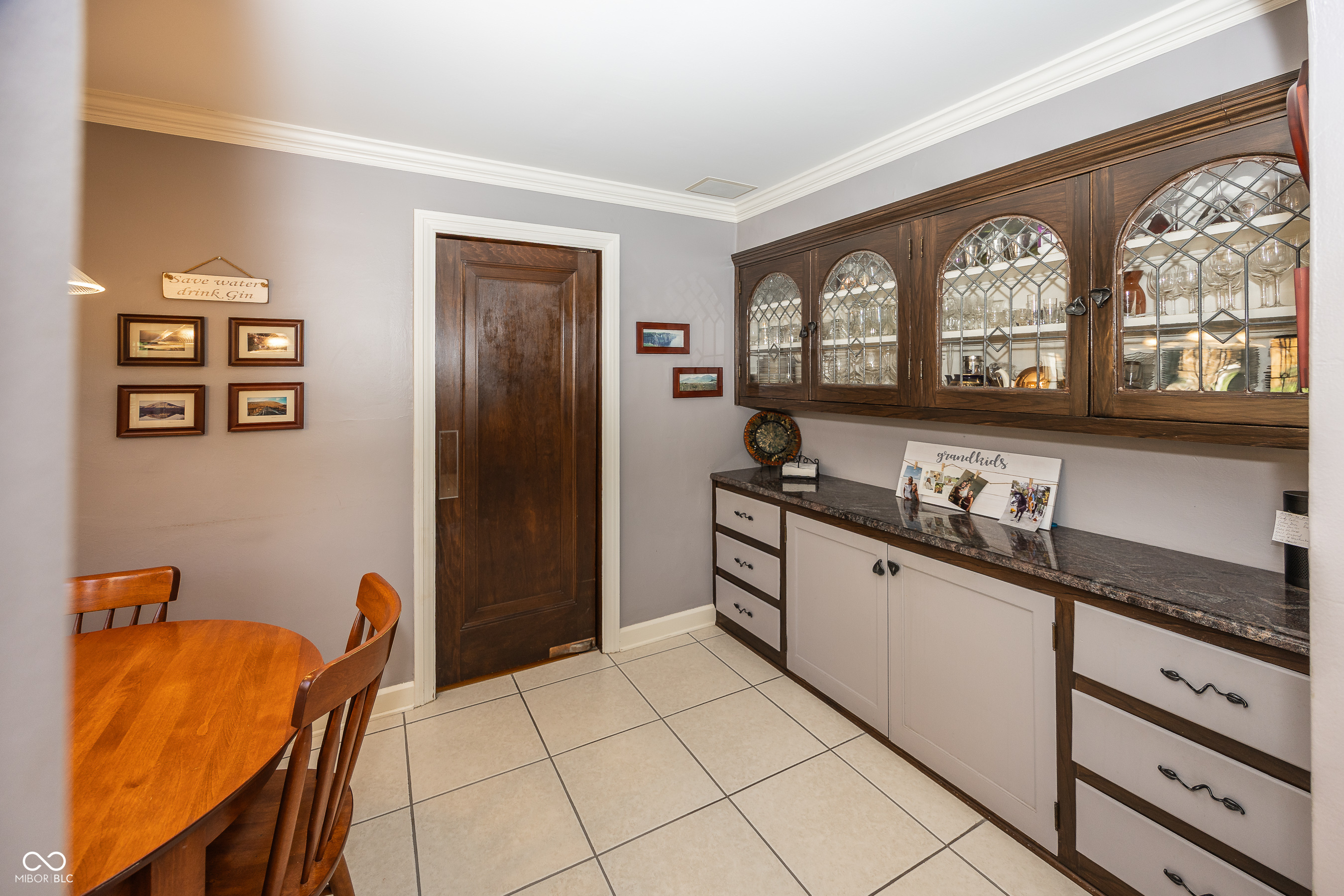 5720 Carrollton Avenue