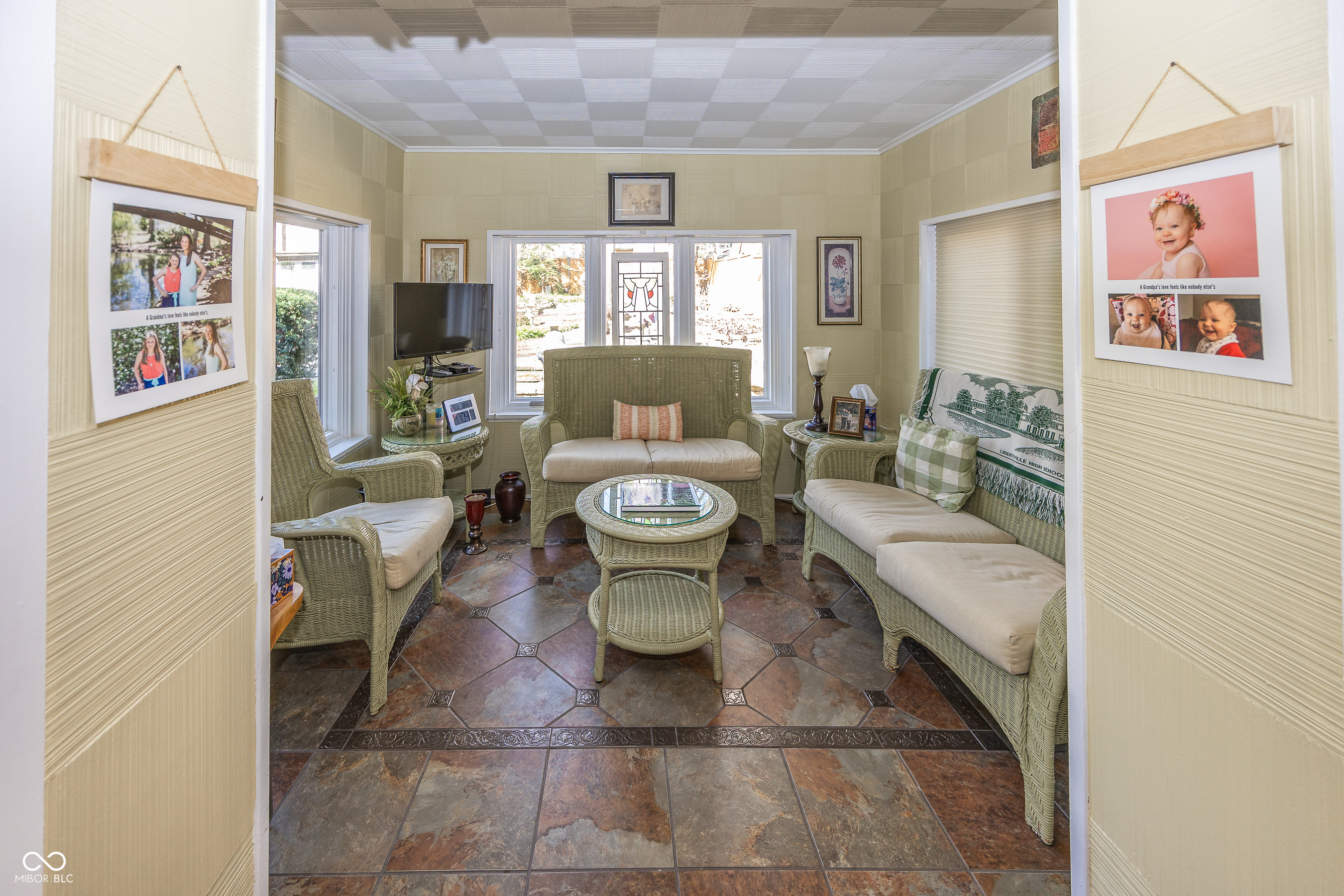 5720 Carrollton Avenue