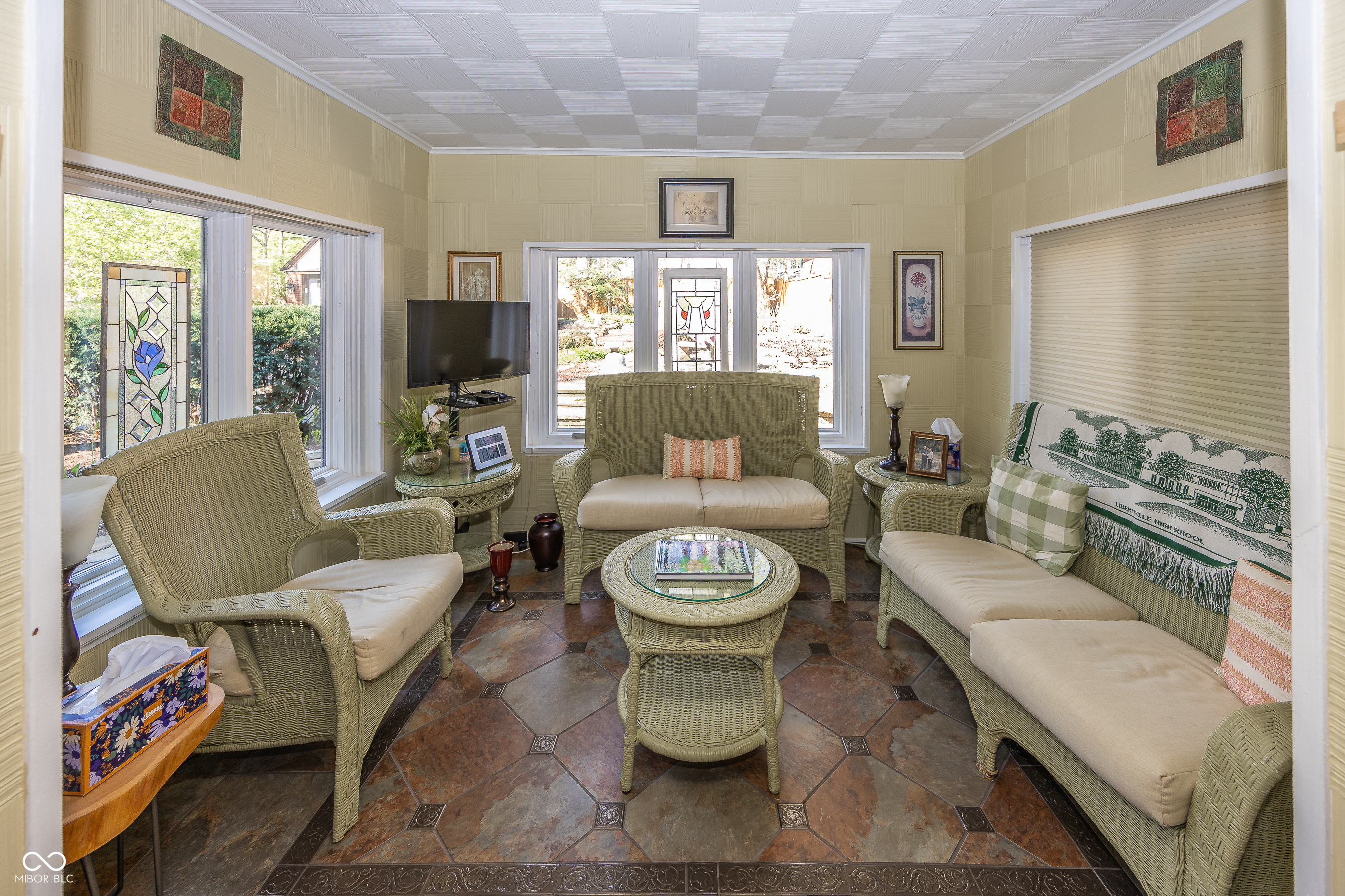 5720 Carrollton Avenue