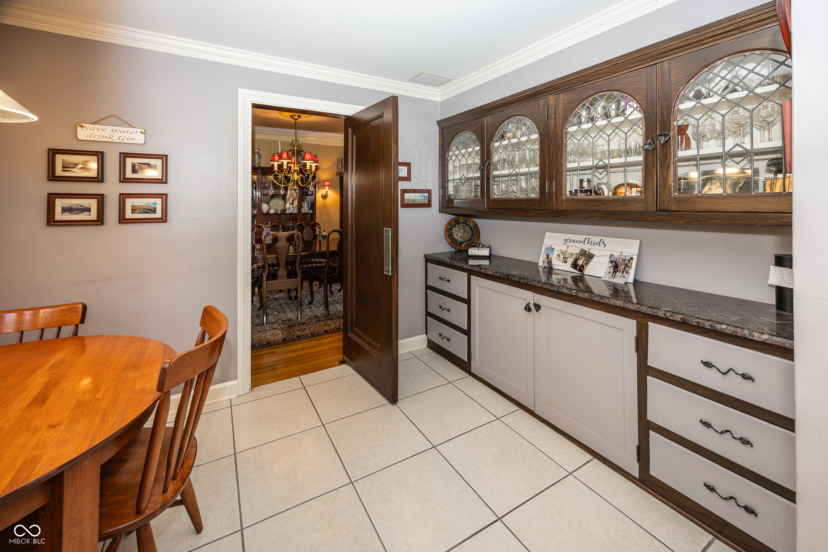 5720 Carrollton Avenue