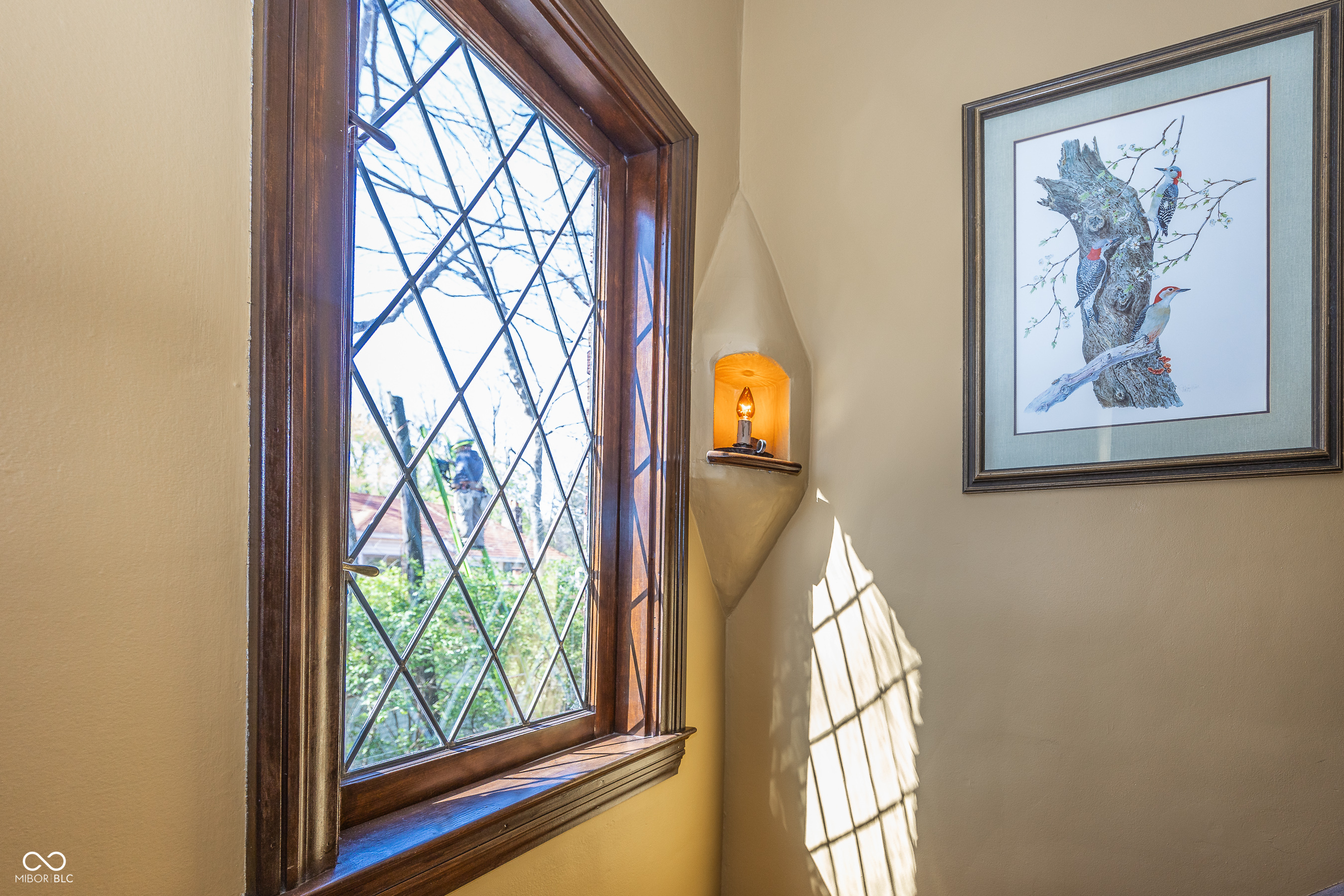 5720 Carrollton Avenue