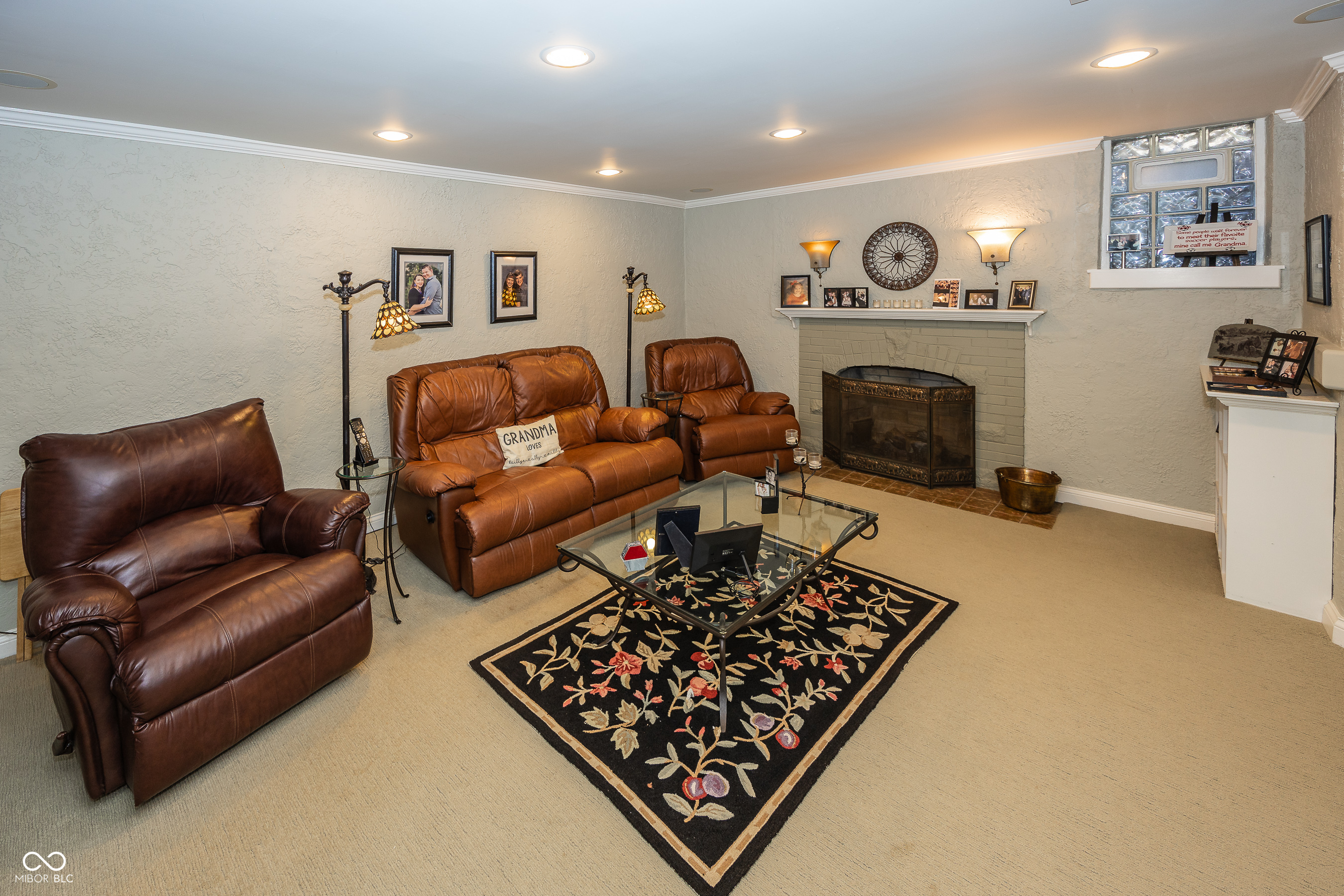 5720 Carrollton Avenue