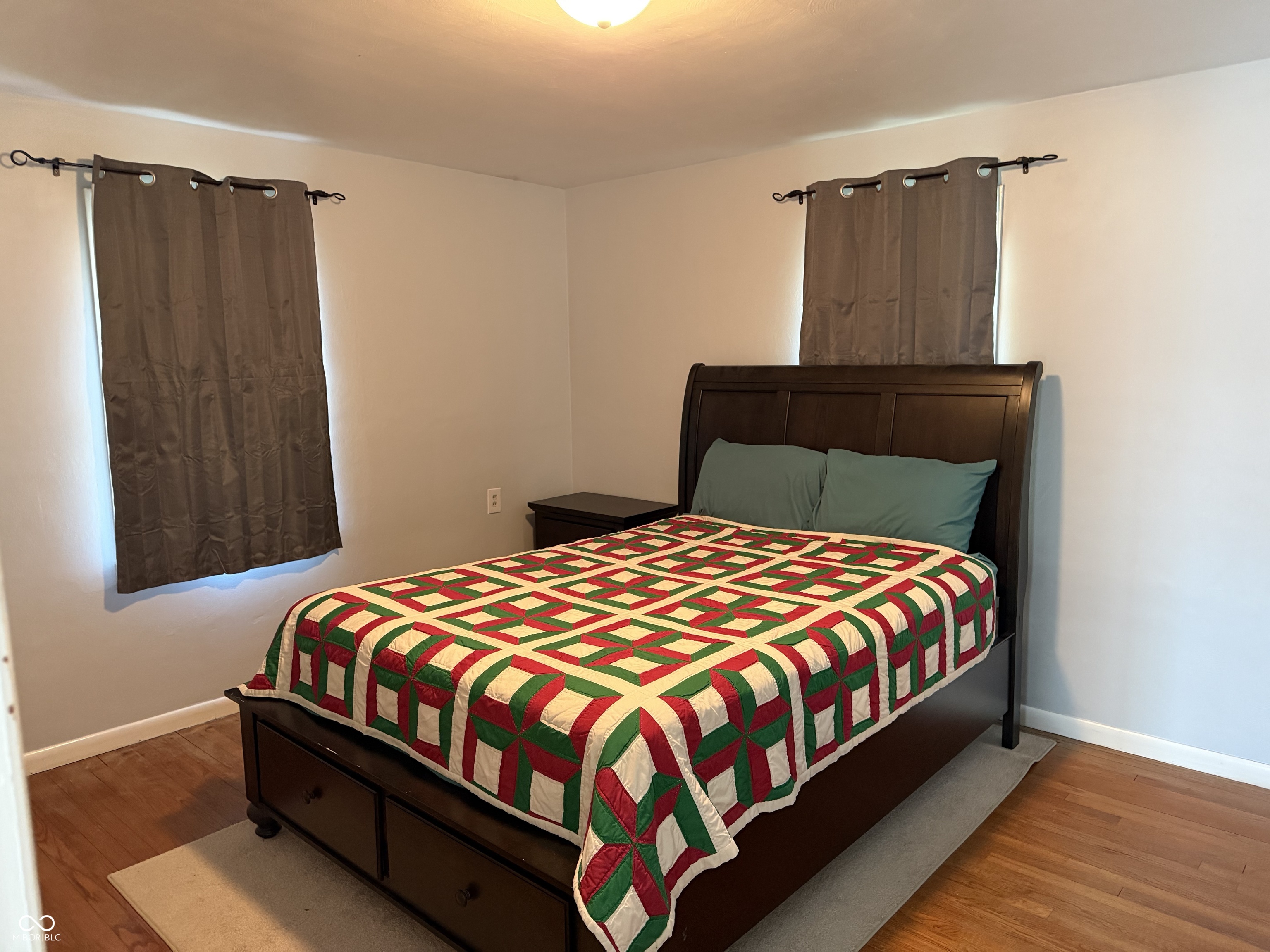 3105 Paradise Drive
