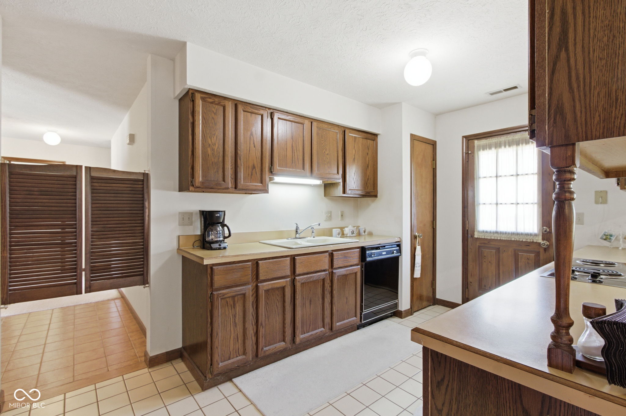 21102 N Banbury Road