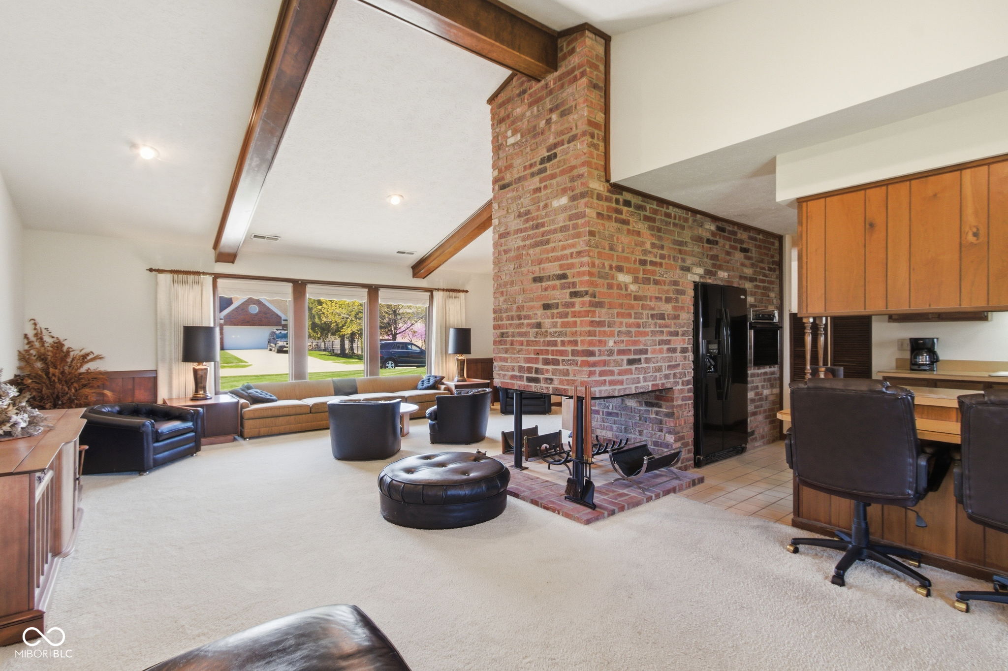 21102 N Banbury Road