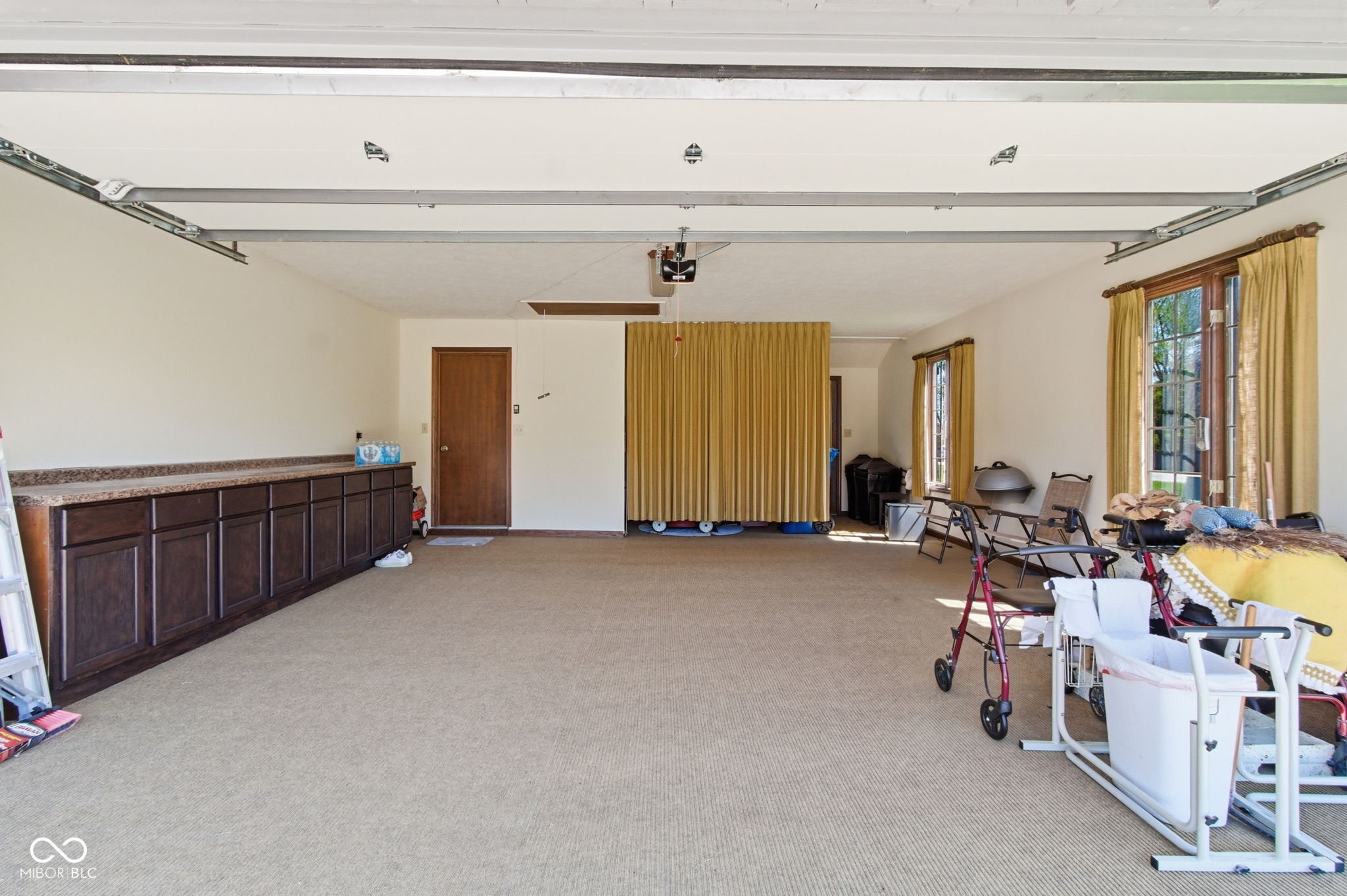 21102 N Banbury Road