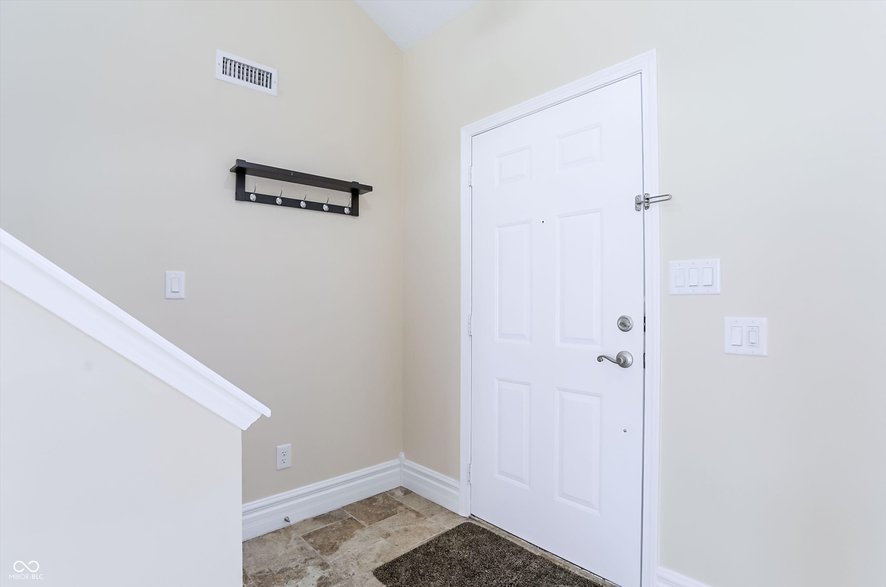 9240 Crossing Drive