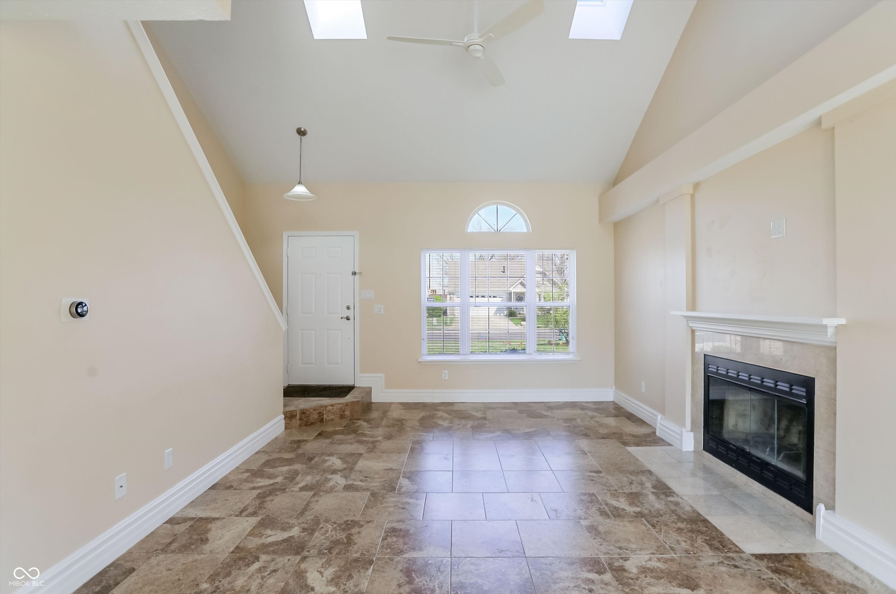 9240 Crossing Drive