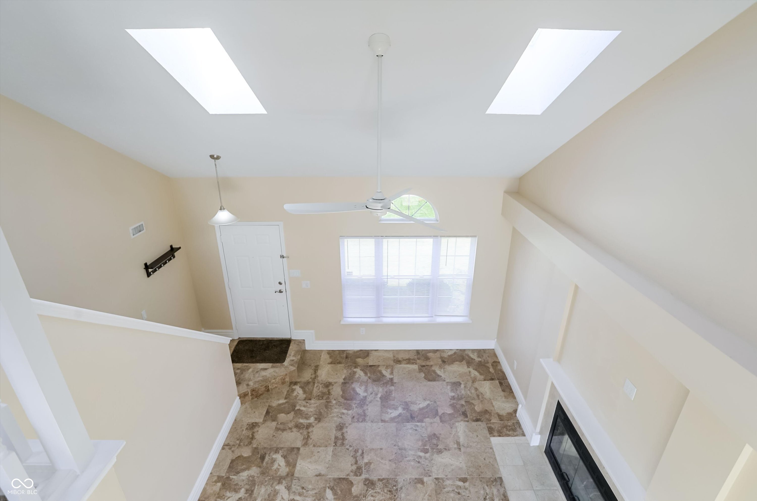 9240 Crossing Drive