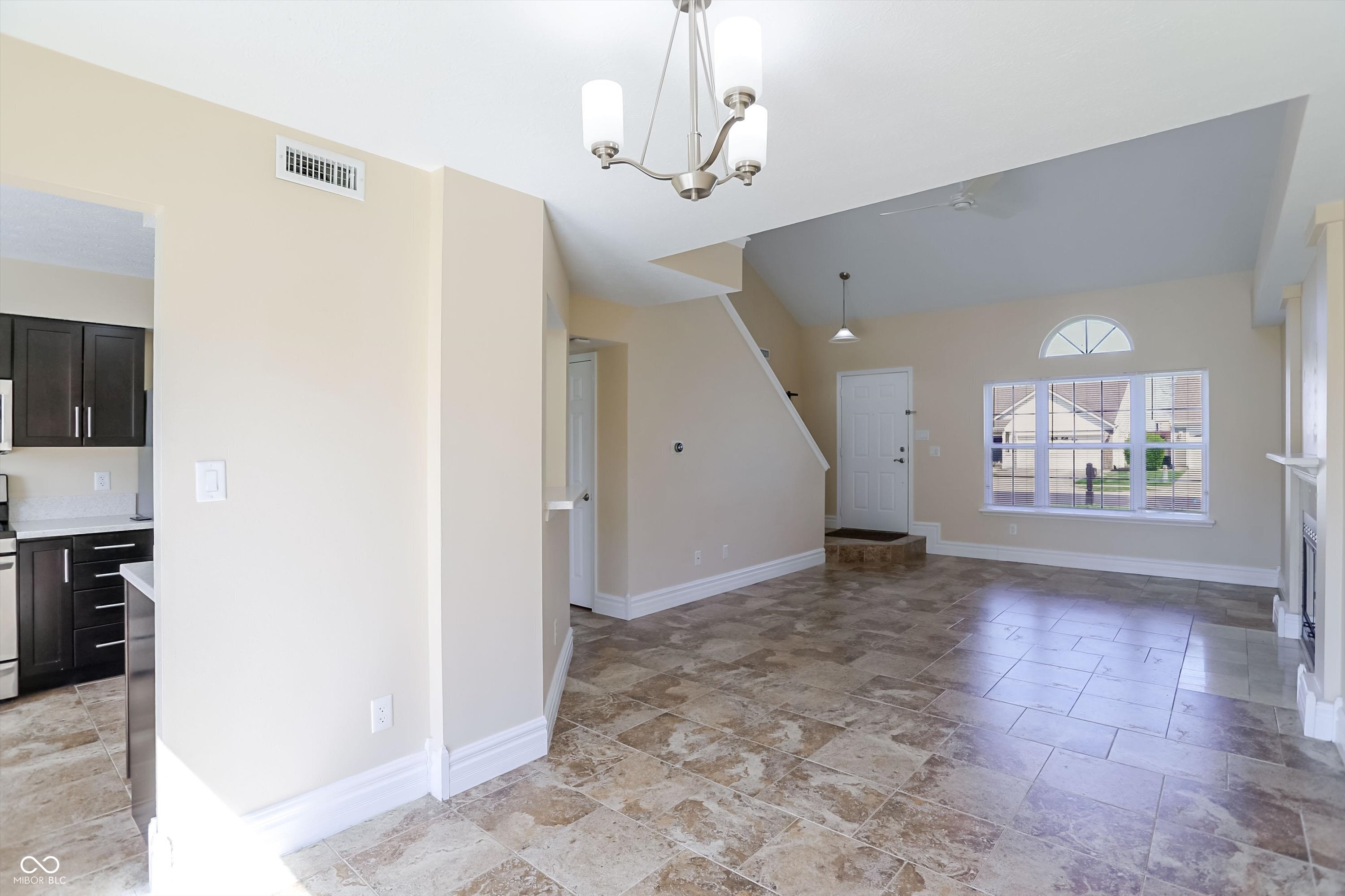 9240 Crossing Drive