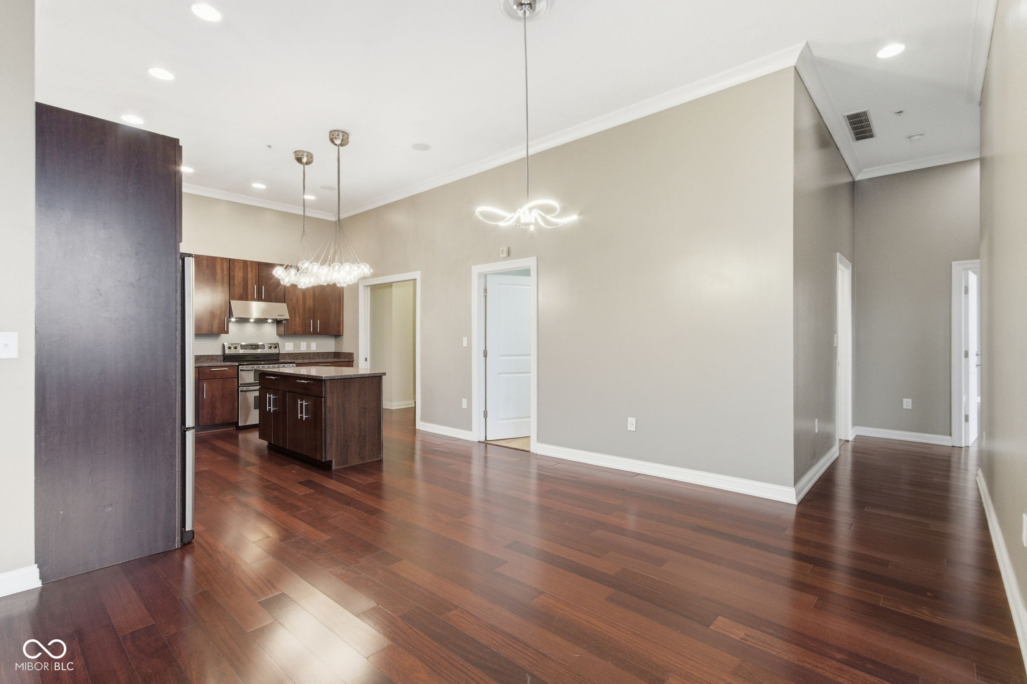 141 S Meridian Street Unit: 501
