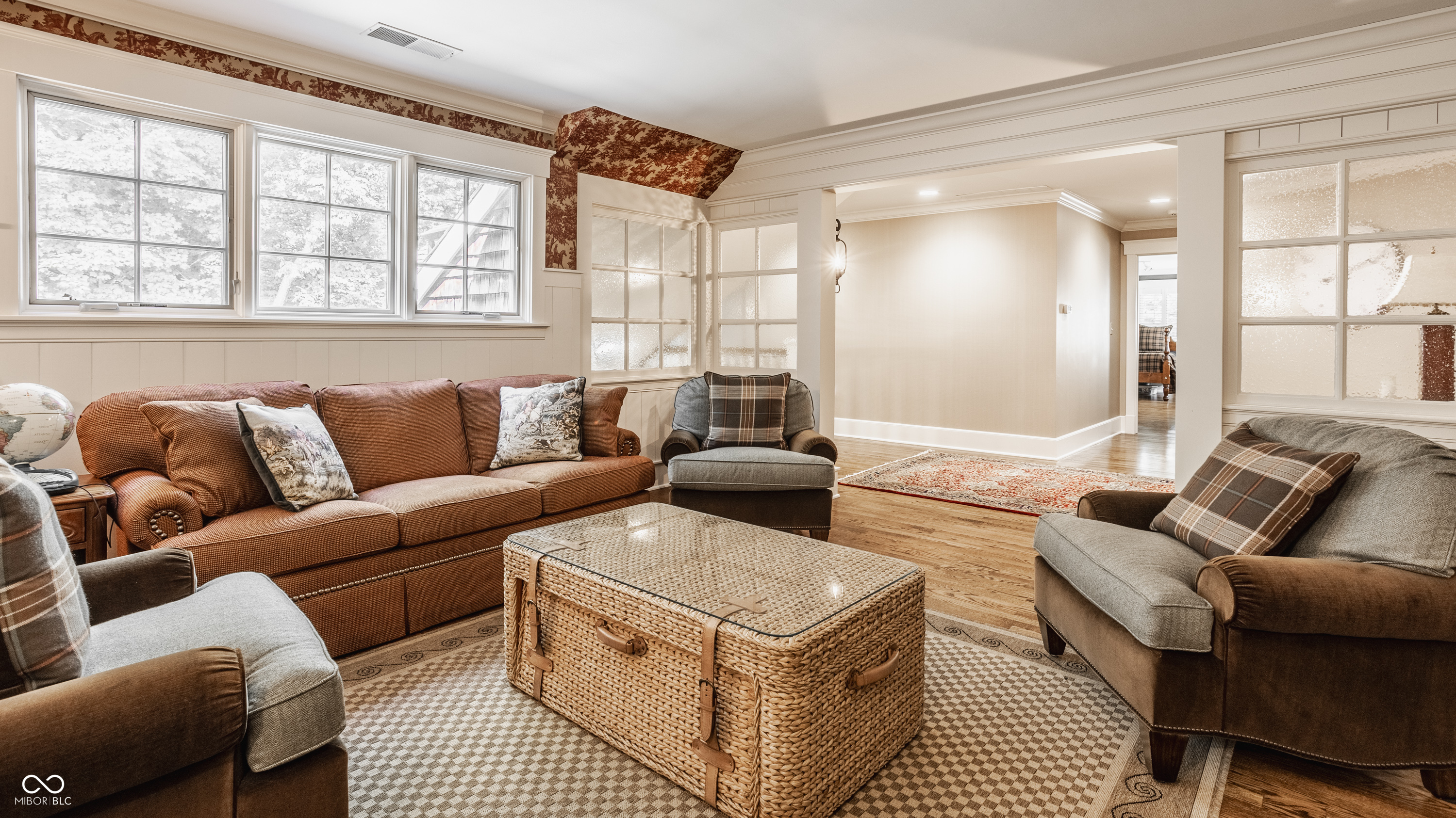 1015 W 116th Street