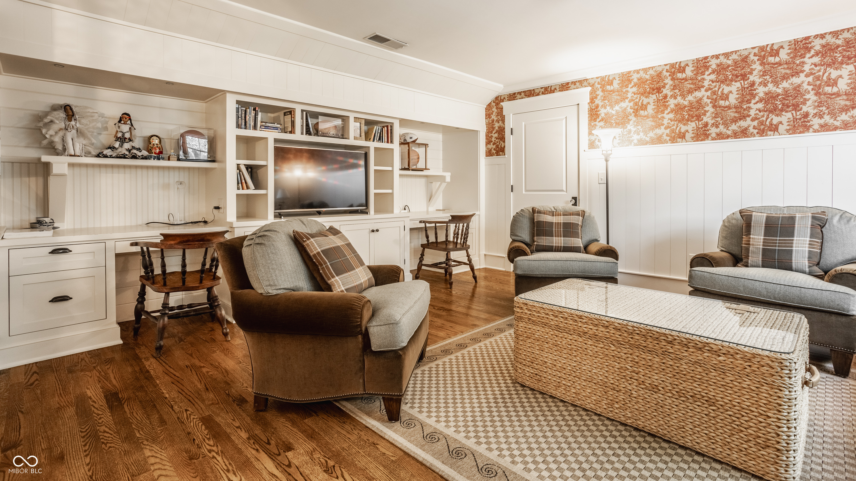 1015 W 116th Street