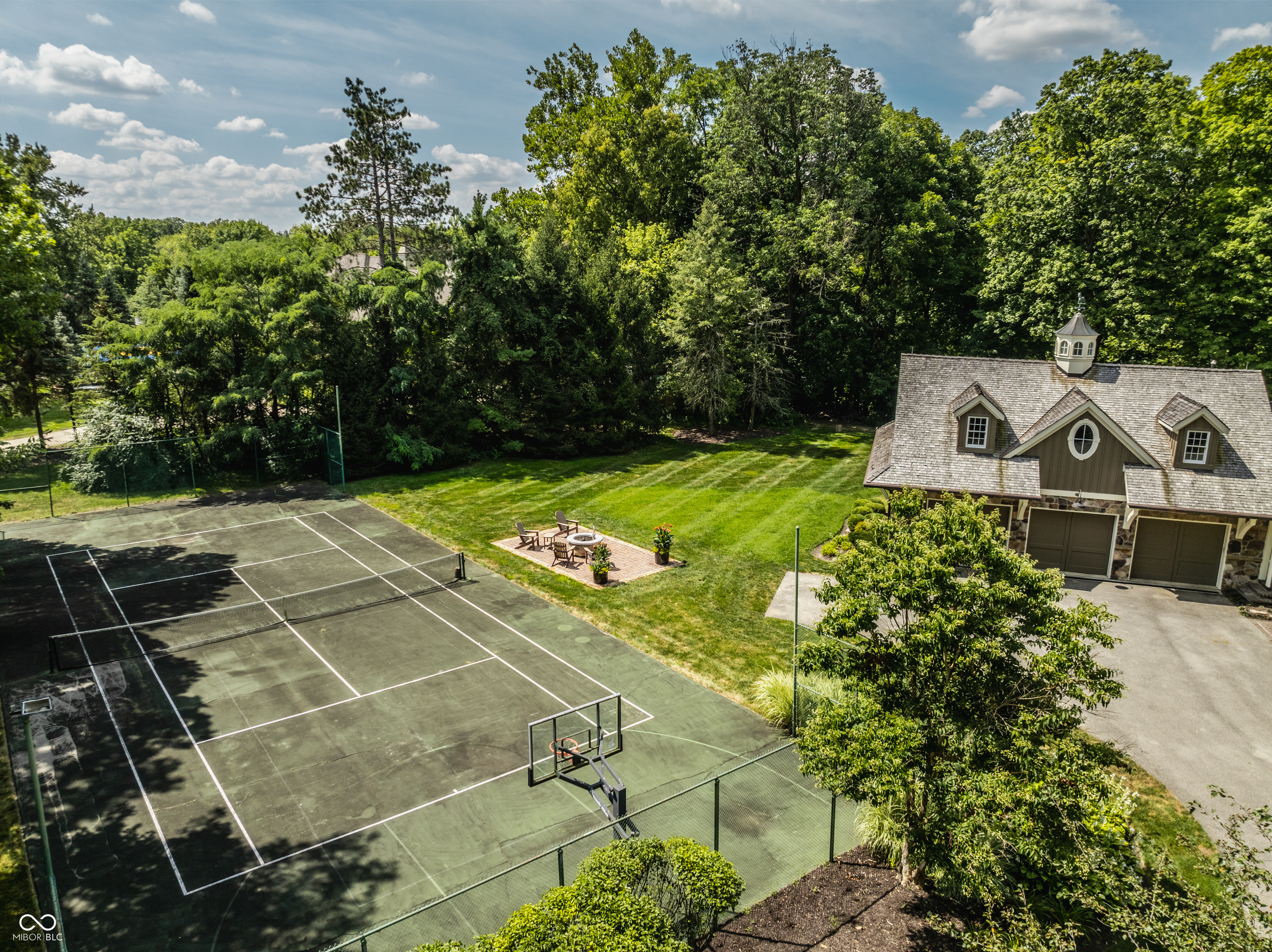 1015 W 116th Street