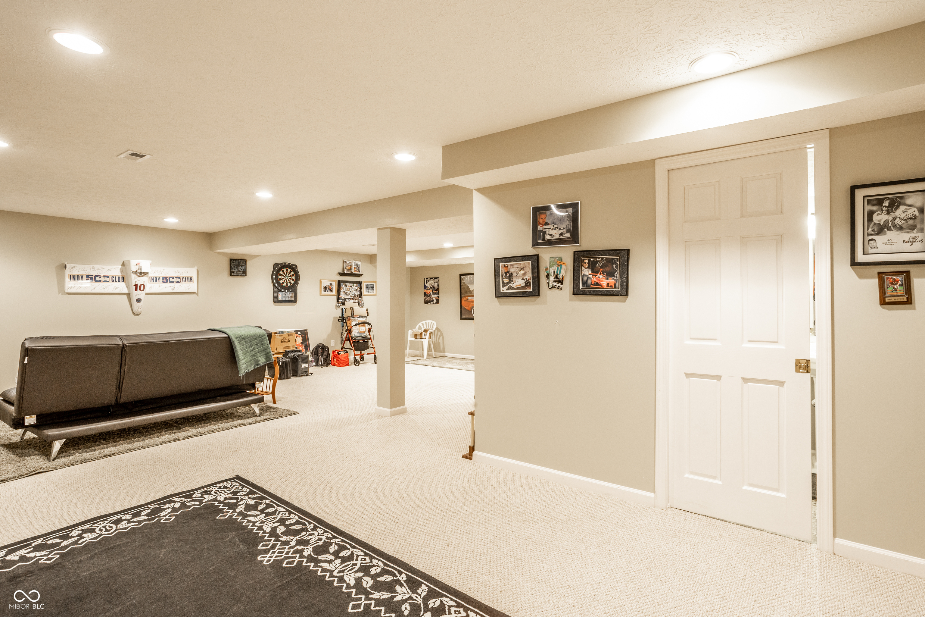 6557 Yorkshire Circle
